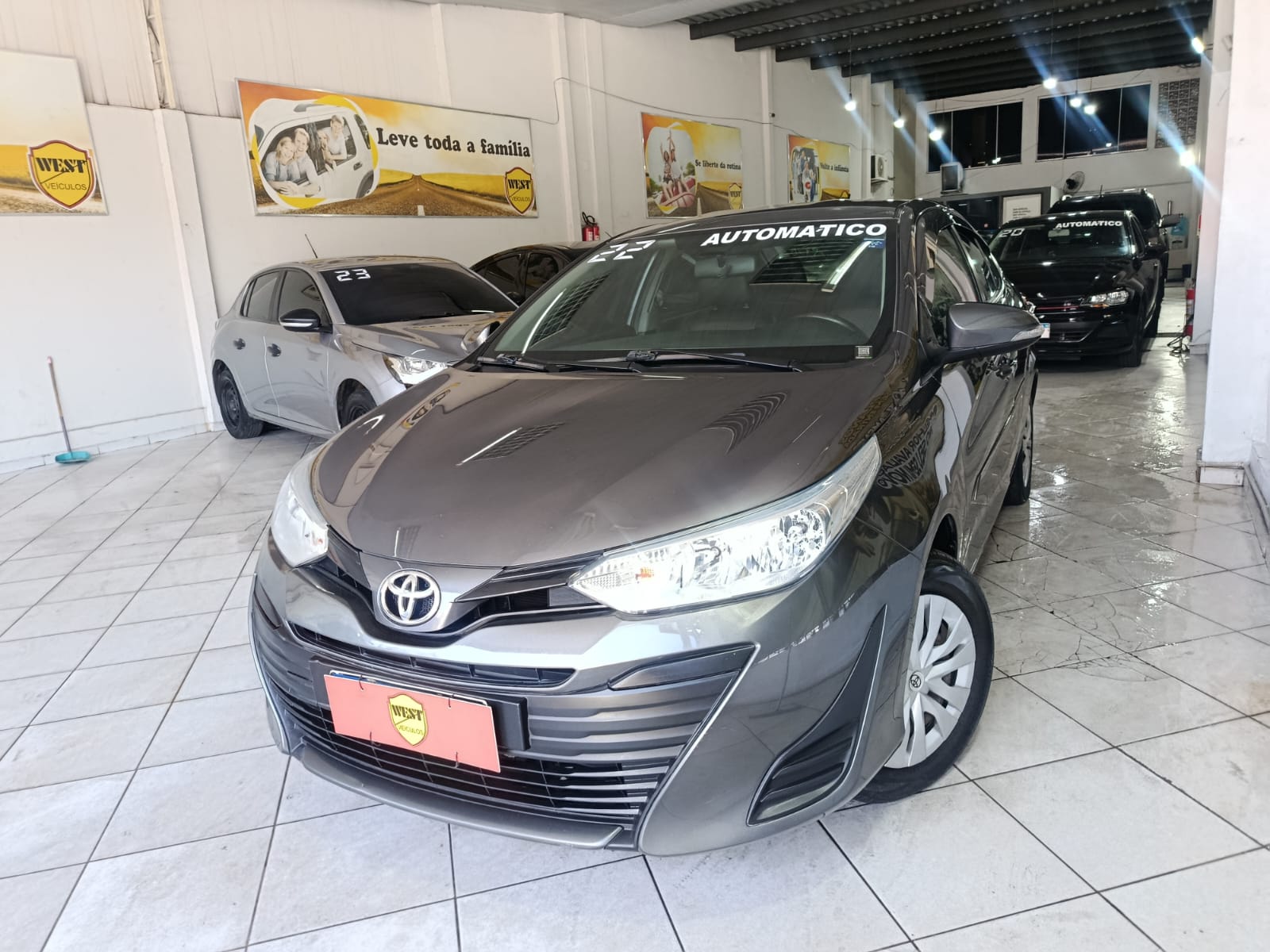 TOYOTA YARIS