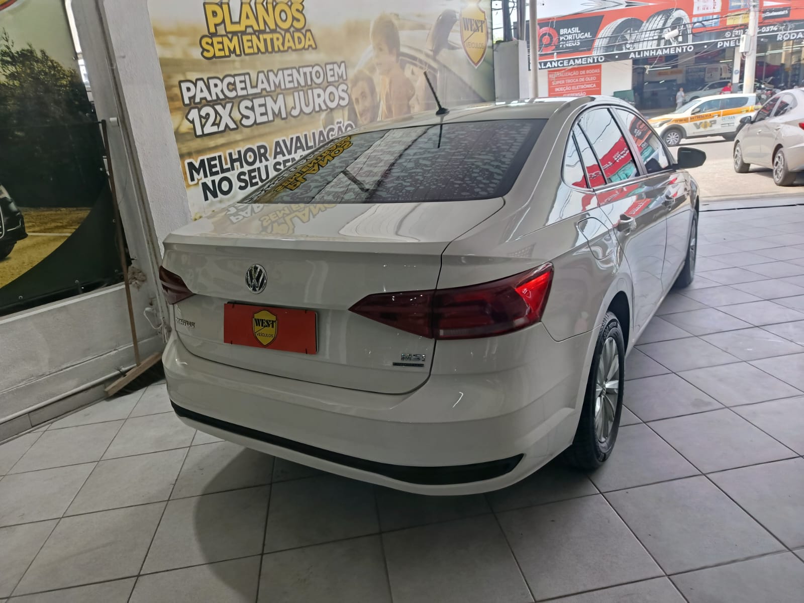 VOLKSWAGEN VIRTUS