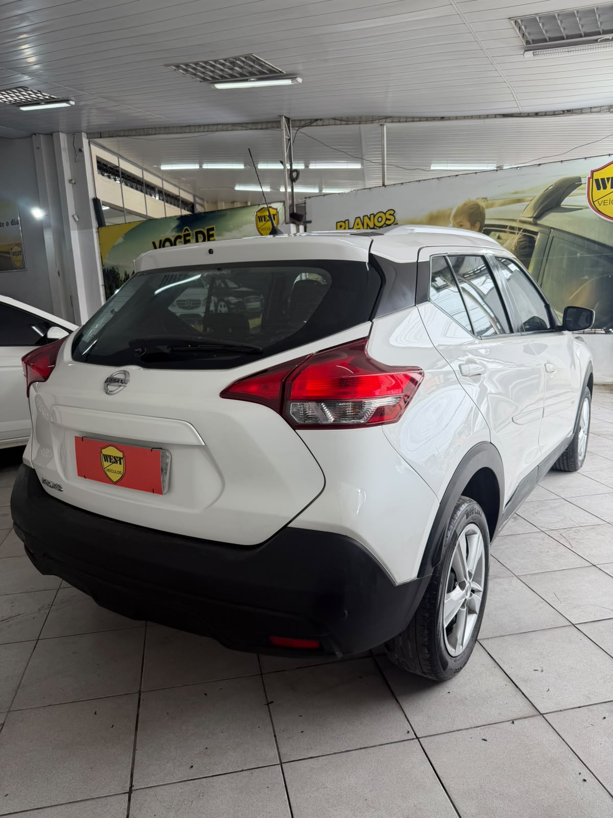 NISSAN KICKS