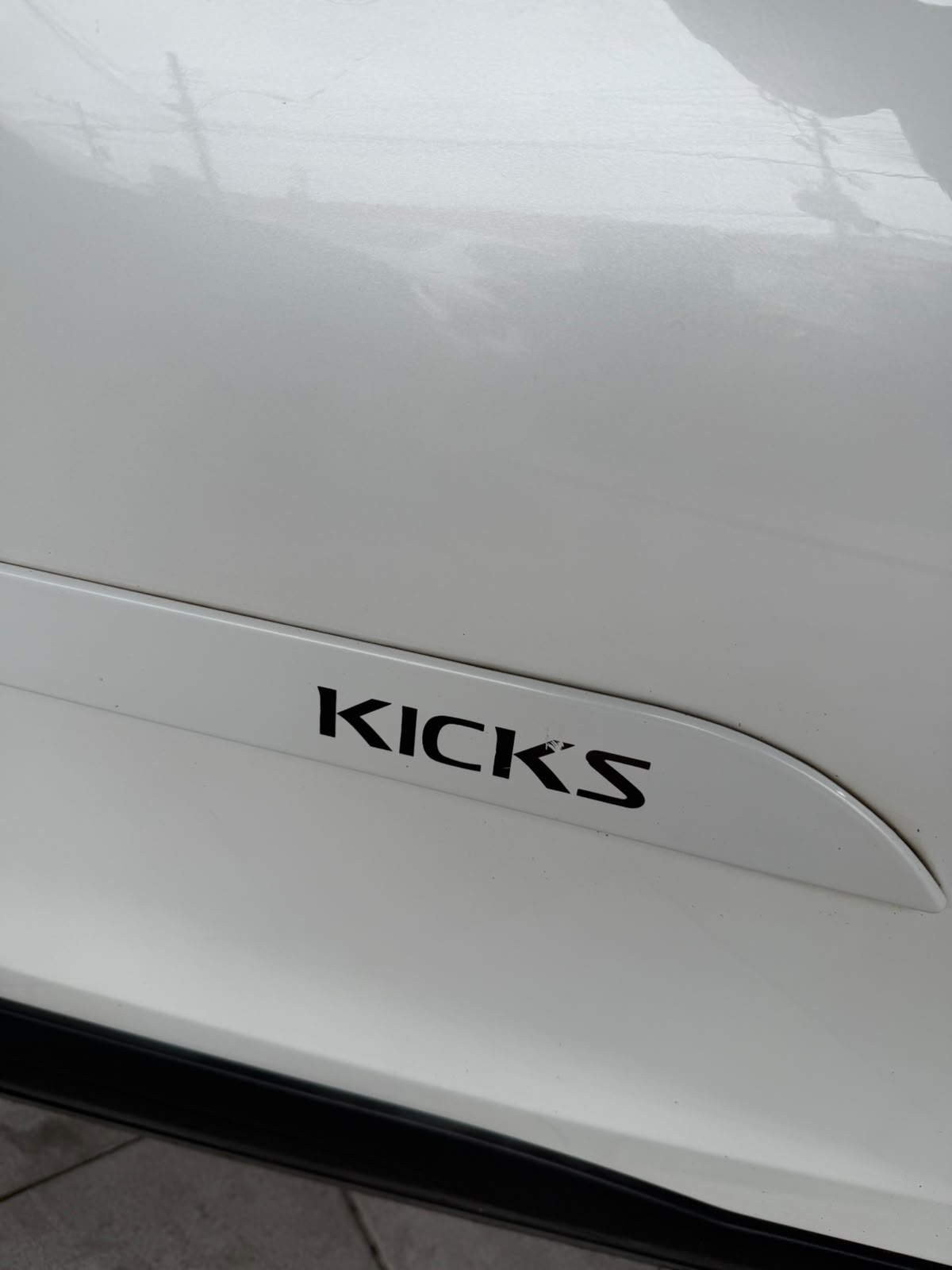 NISSAN KICKS