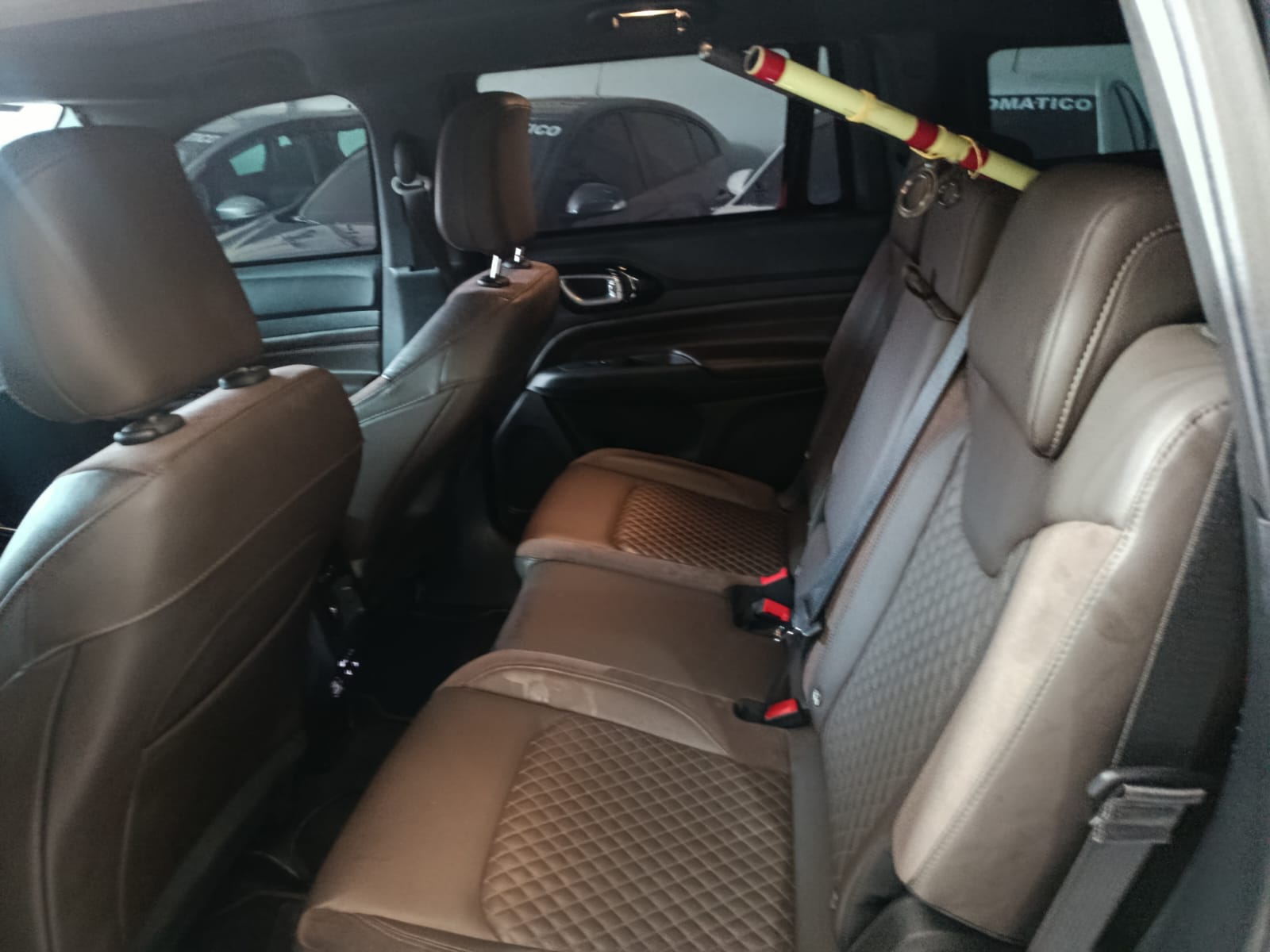 JEEP COMMANDER