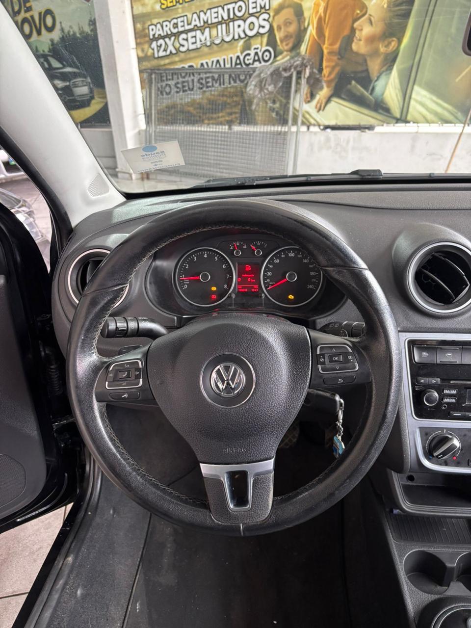 VOLKSWAGEN GOL
