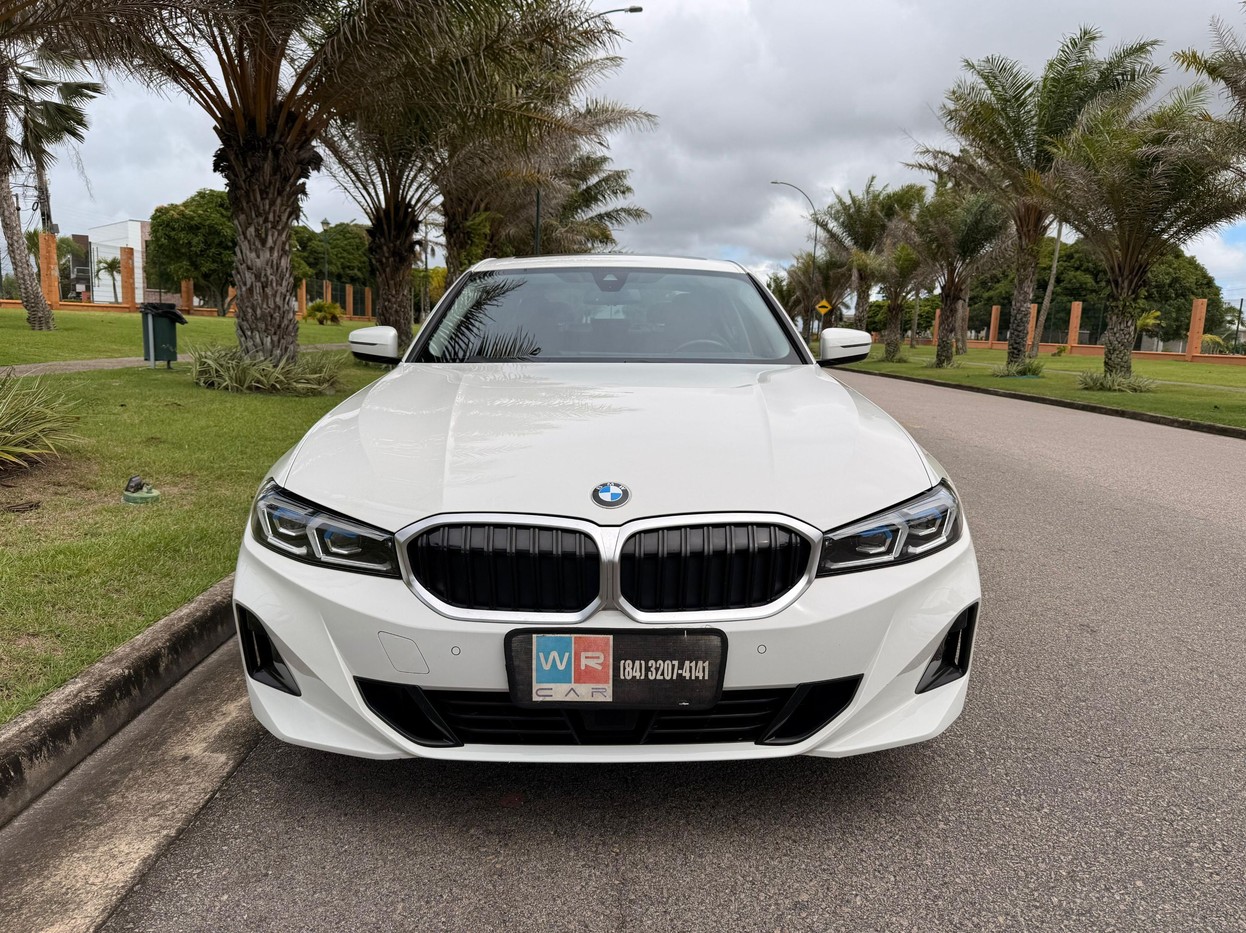 BMW 320i