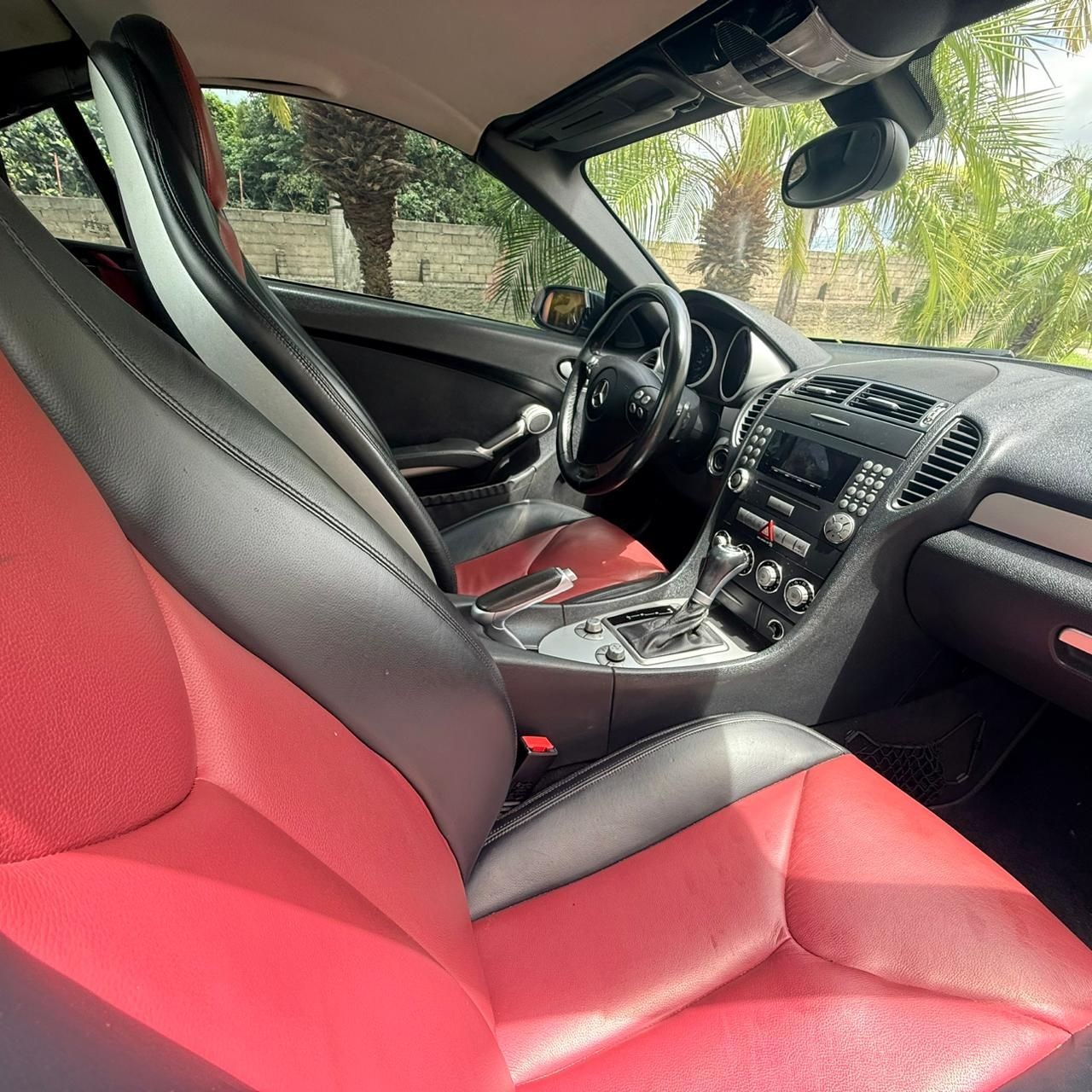 MERCEDES-BENZ SLK 200