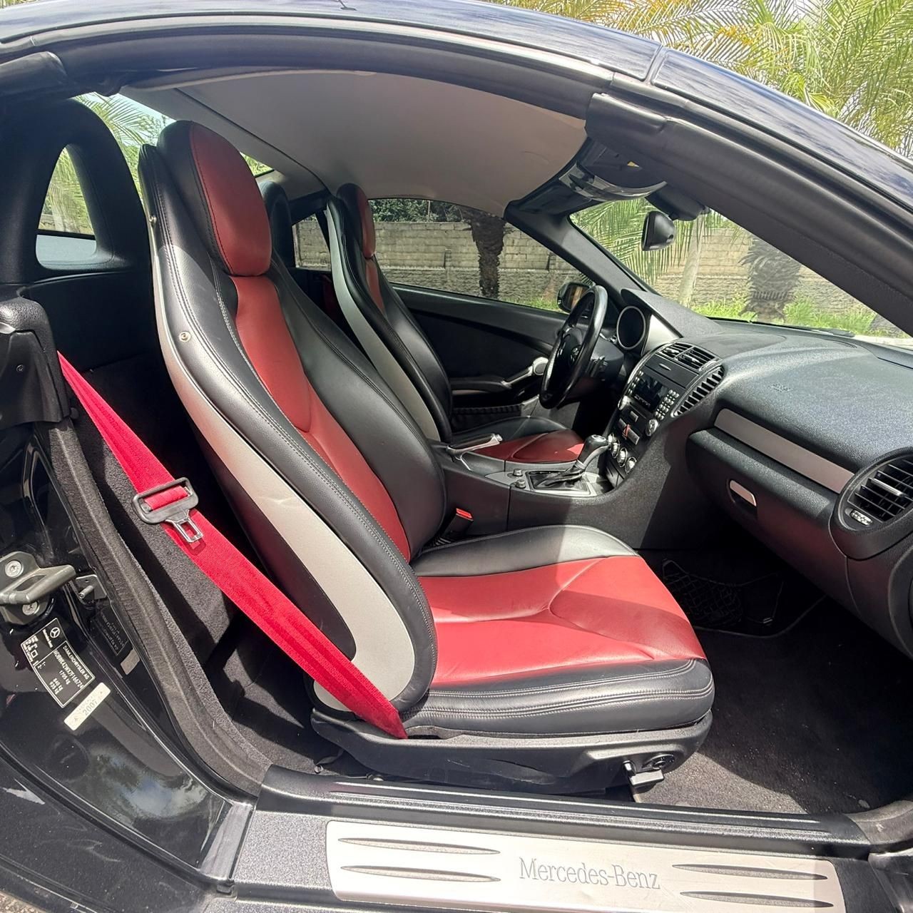 MERCEDES-BENZ SLK 200