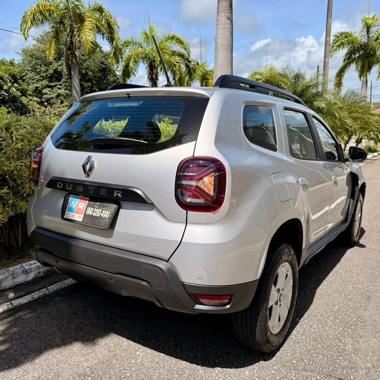 RENAULT DUSTER