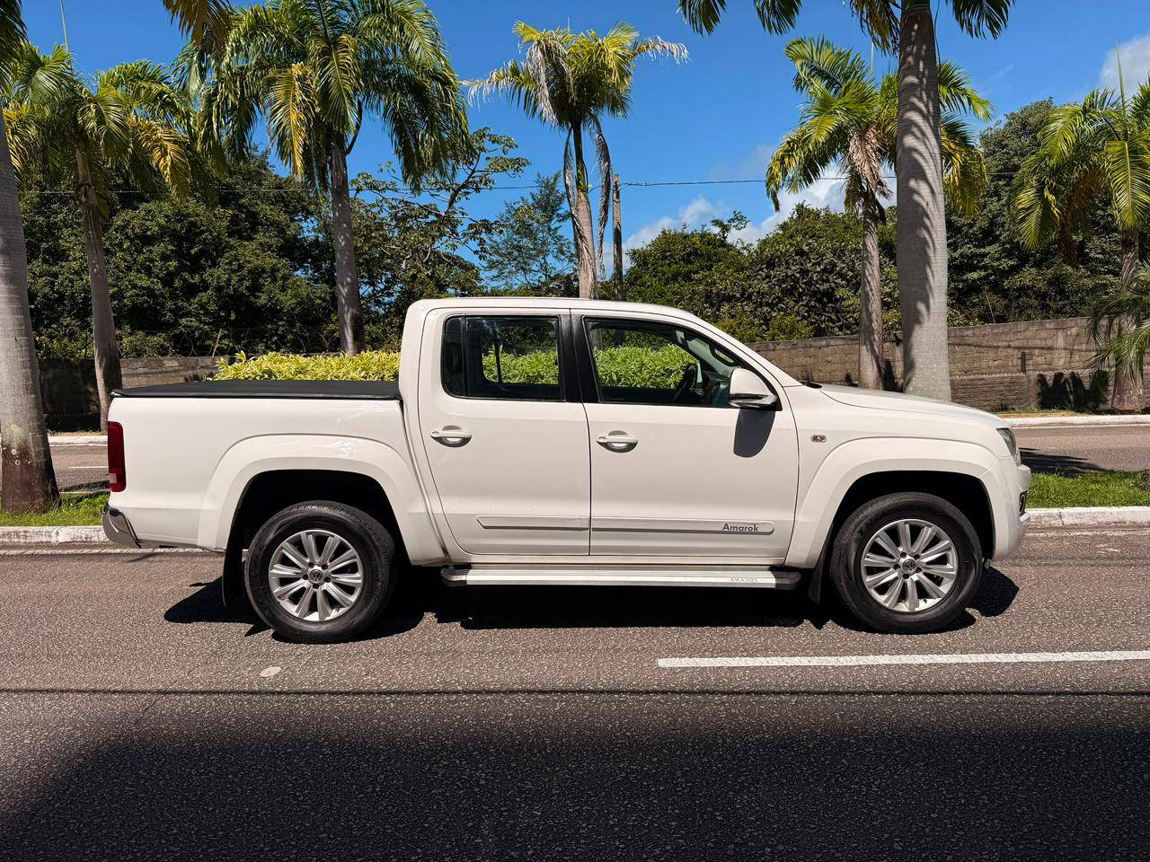 VOLKSWAGEN AMAROK