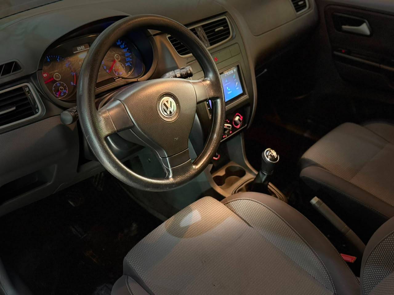 VOLKSWAGEN SPACEFOX