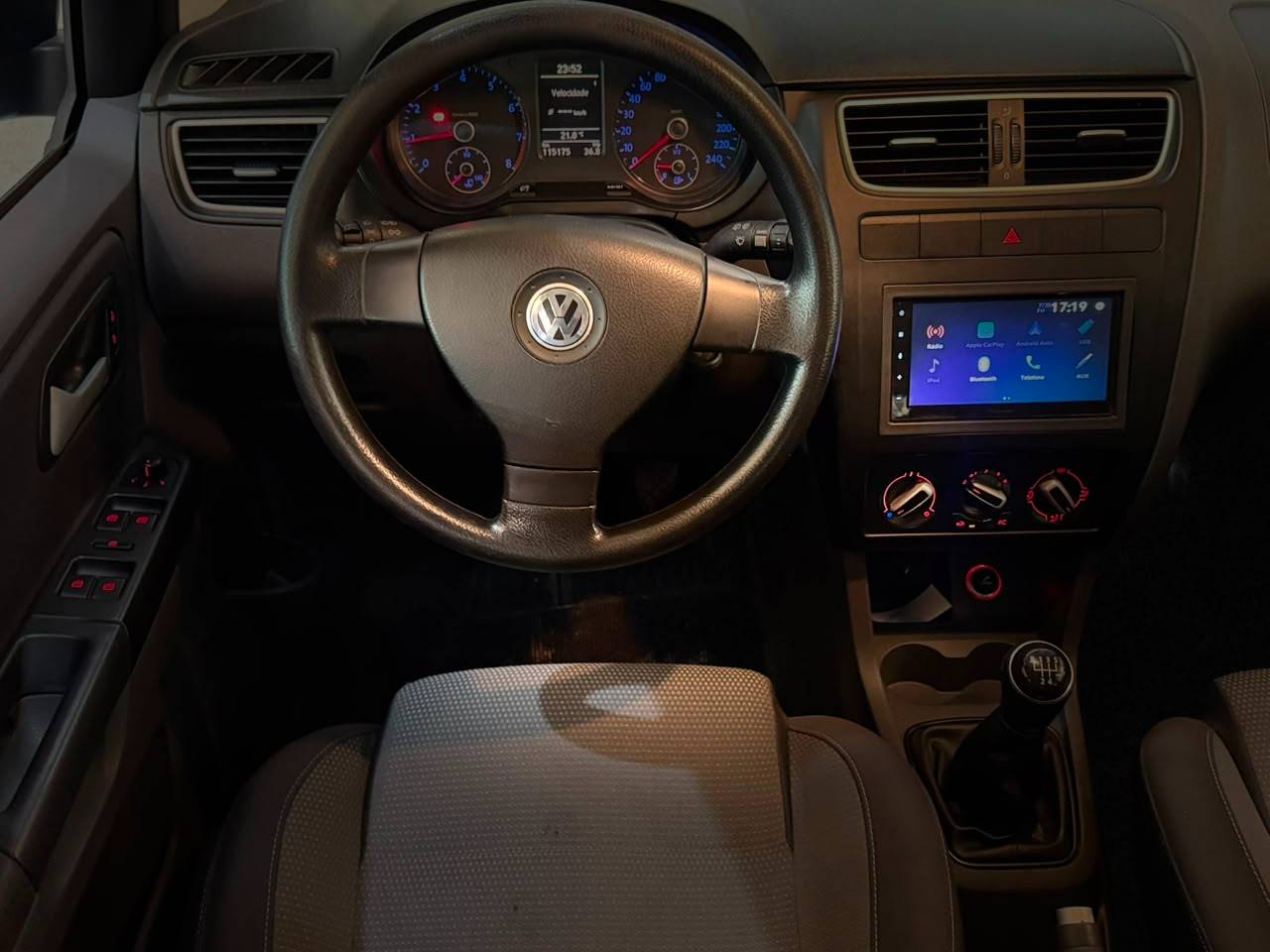 VOLKSWAGEN SPACEFOX