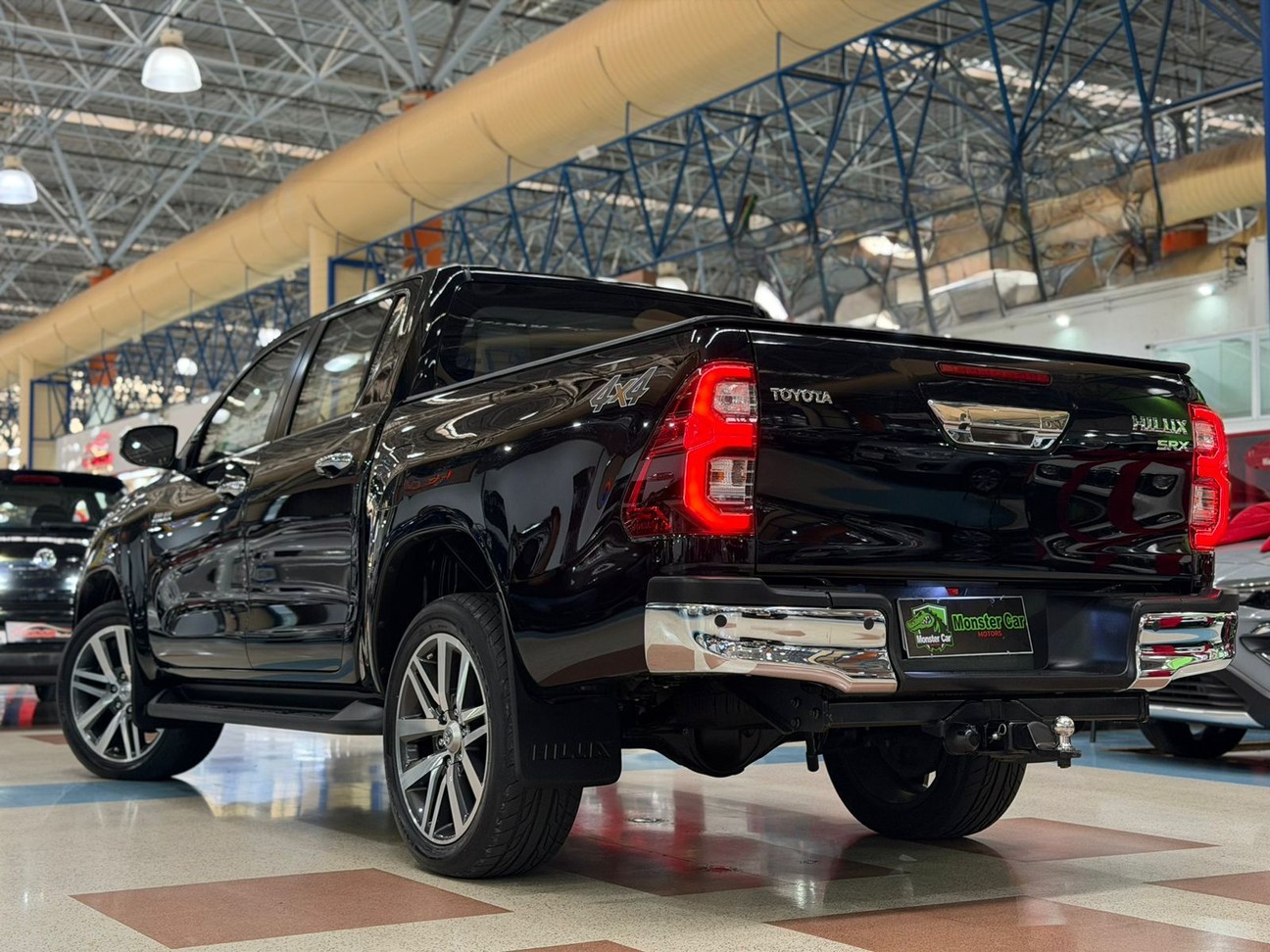 TOYOTA HILUX