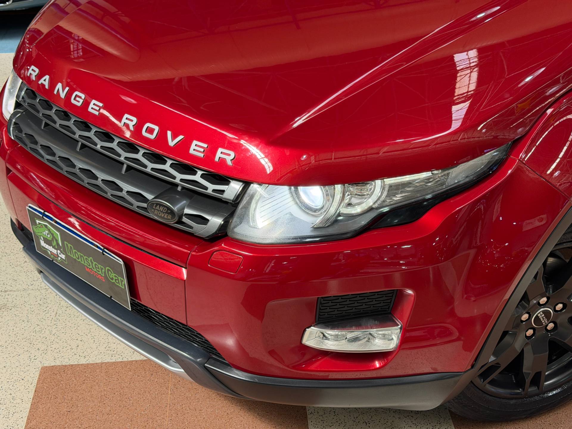 LAND ROVER RANGE ROVER EVOQUE