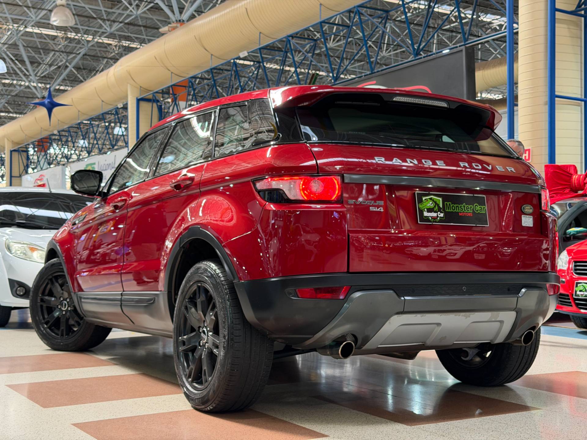 LAND ROVER RANGE ROVER EVOQUE