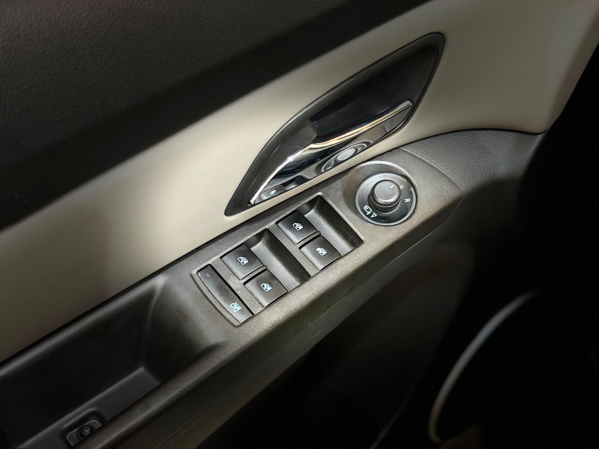 CHEVROLET CRUZE