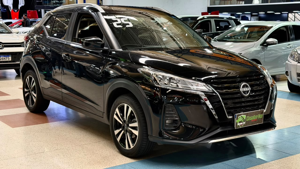 NISSAN KICKS PLAY