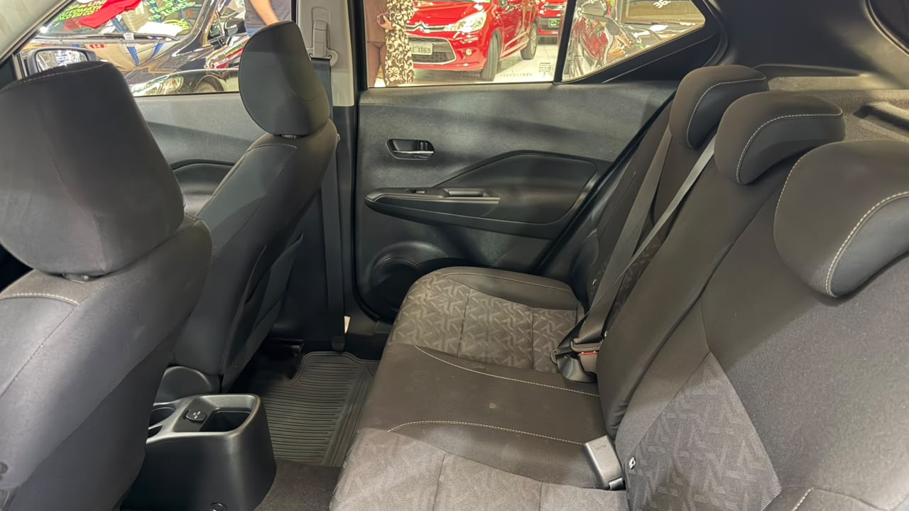 NISSAN KICKS PLAY