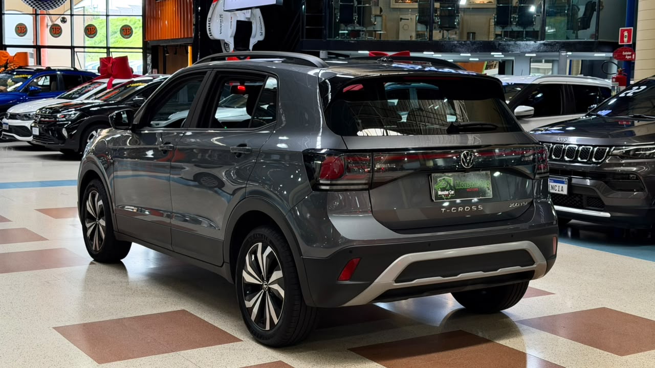 VOLKSWAGEN T-CROSS
