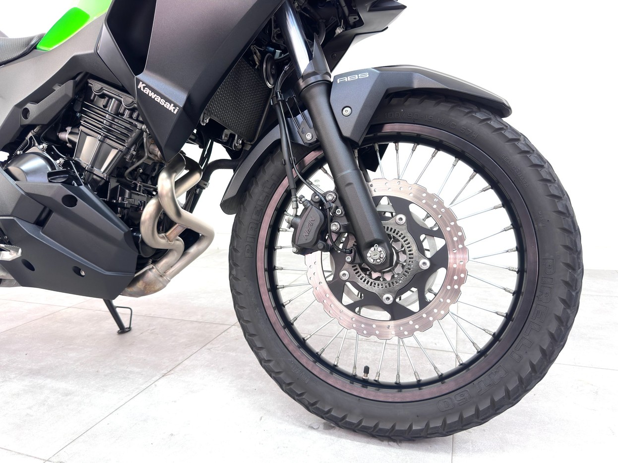 KAWASAKI VERSYS-X 300