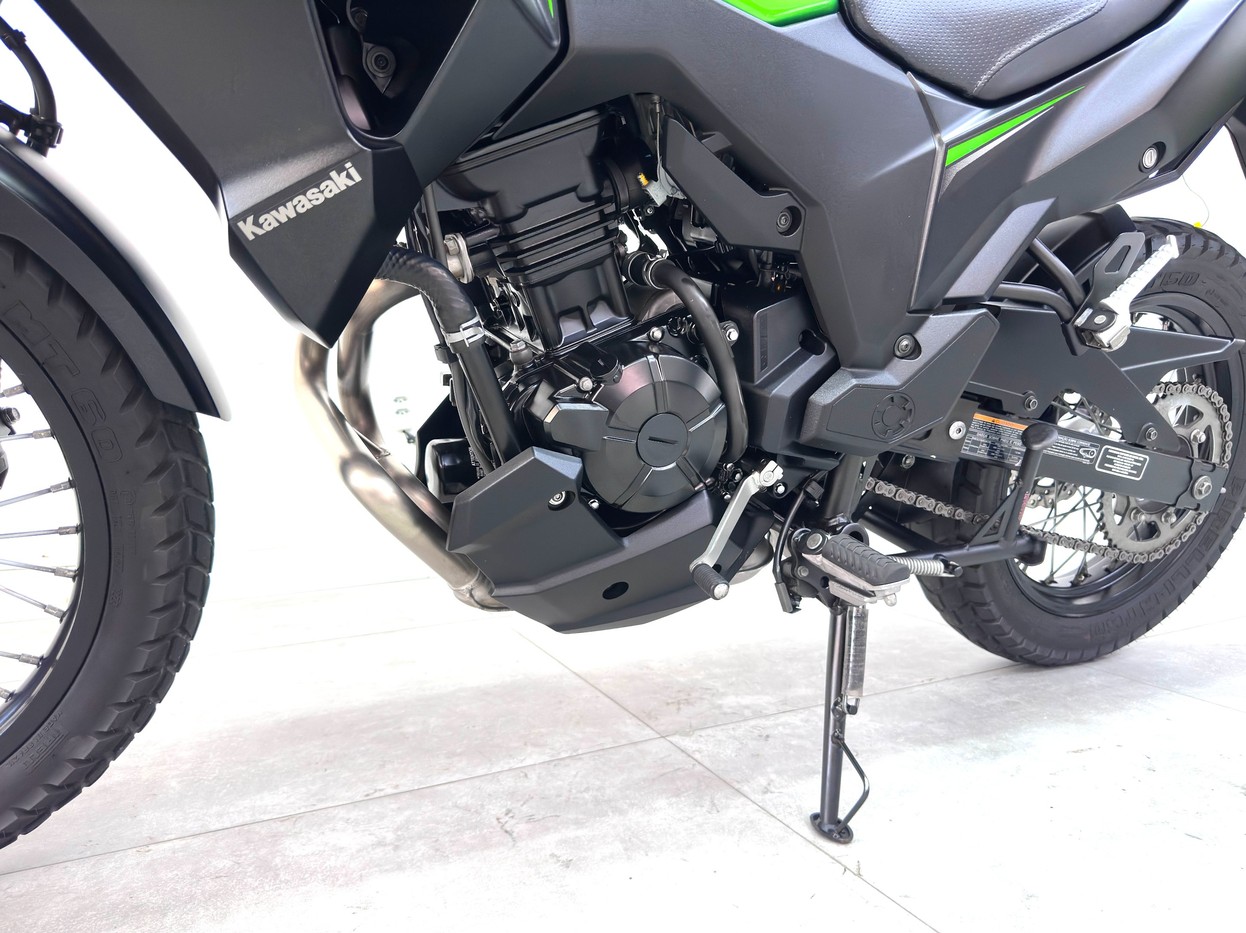 KAWASAKI VERSYS-X 300