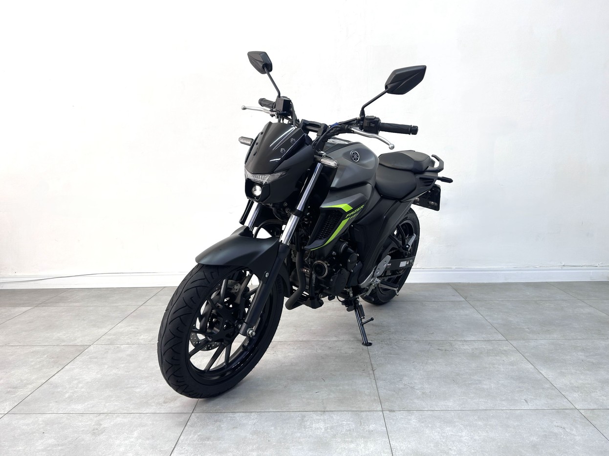YAMAHA FZ25 FAZER ABS
