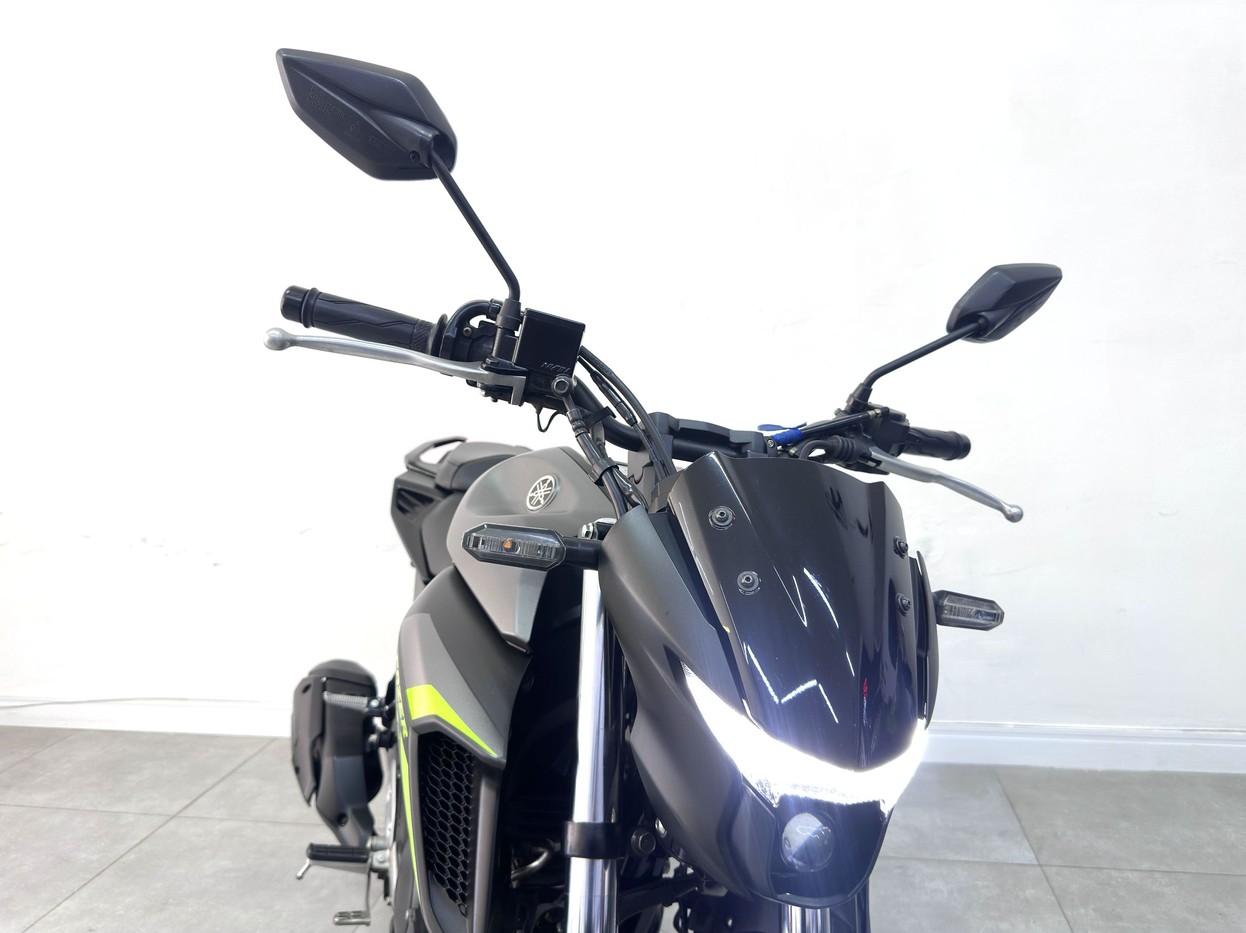 YAMAHA FZ25 FAZER ABS