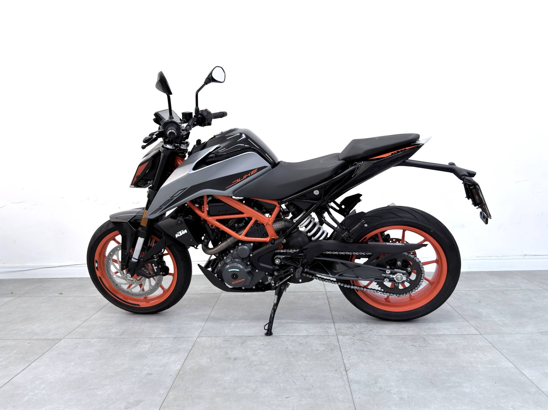 KTM DUKE 390 ABS