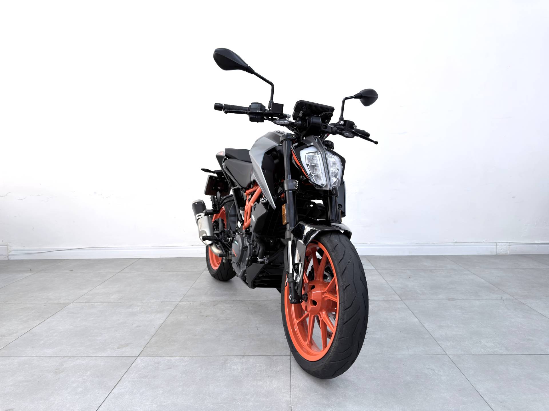 KTM DUKE 390 ABS