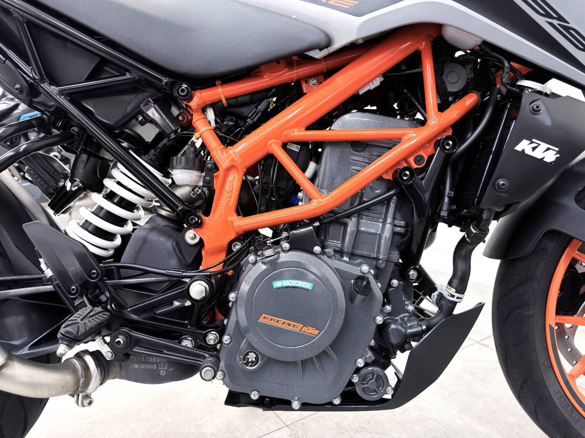 KTM DUKE 390 ABS