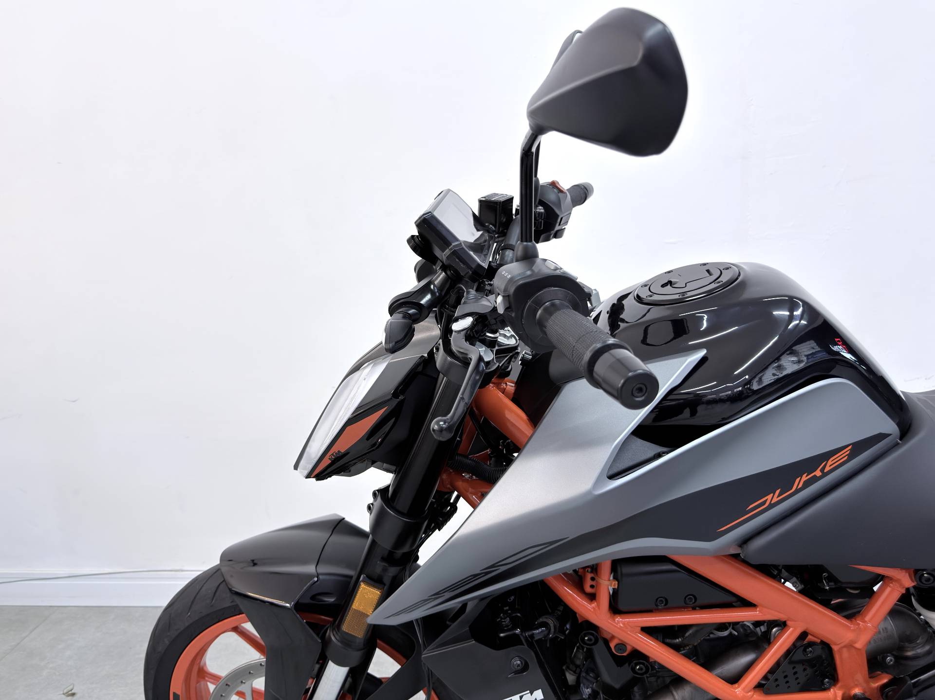 KTM DUKE 390 ABS