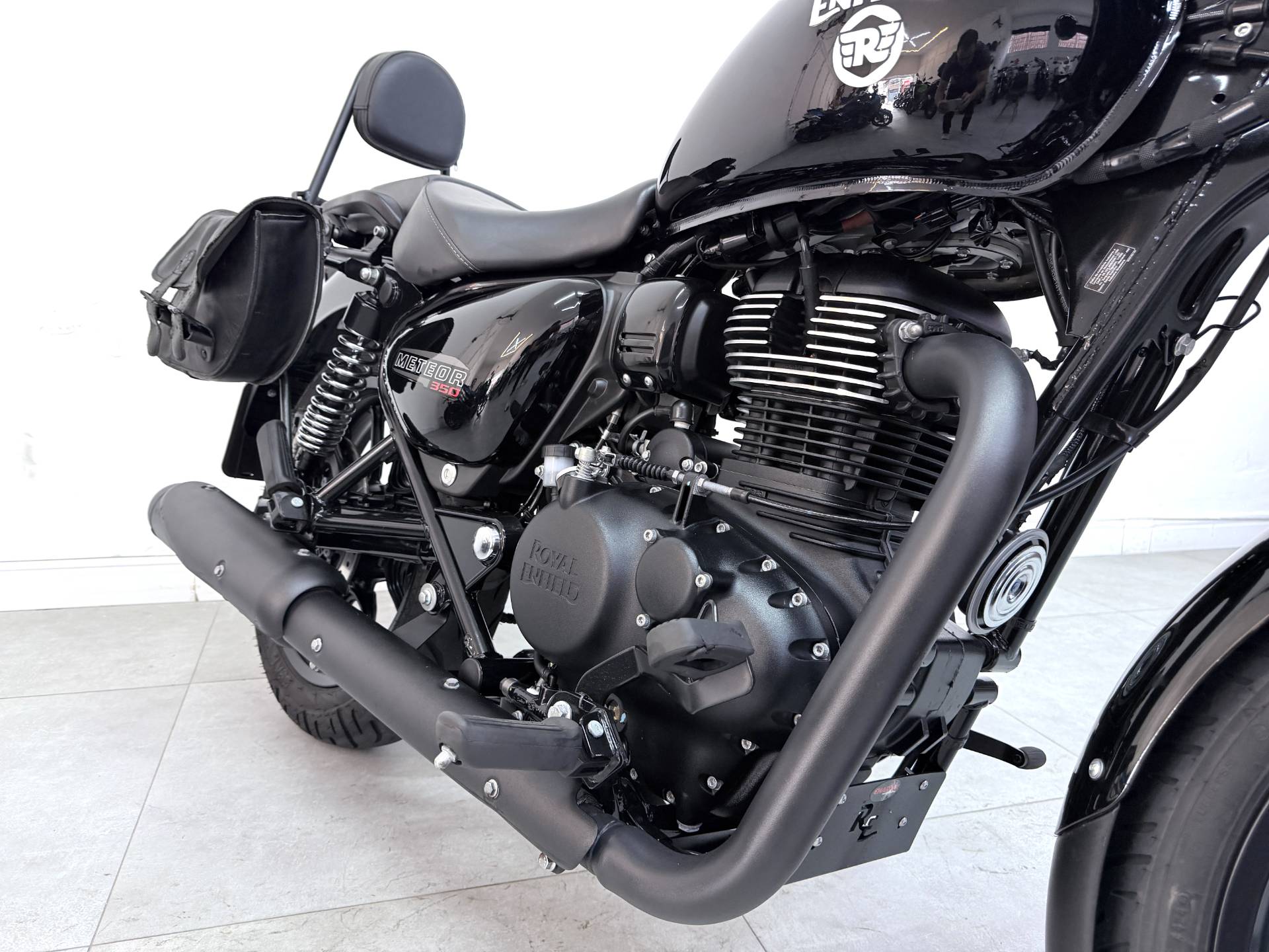 ROYAL ENFIELD METEOR 350 FIREBALL