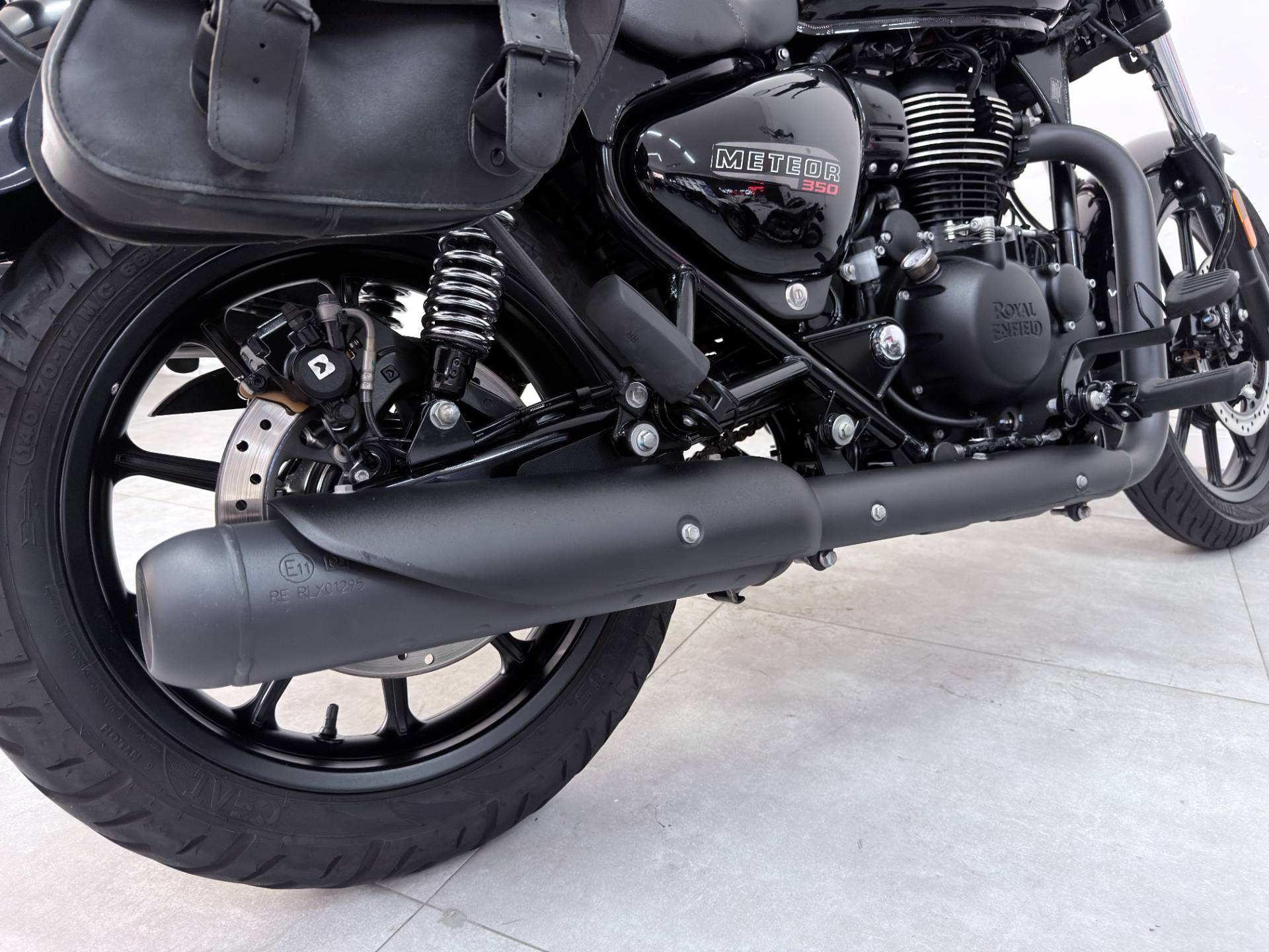 ROYAL ENFIELD METEOR 350 FIREBALL