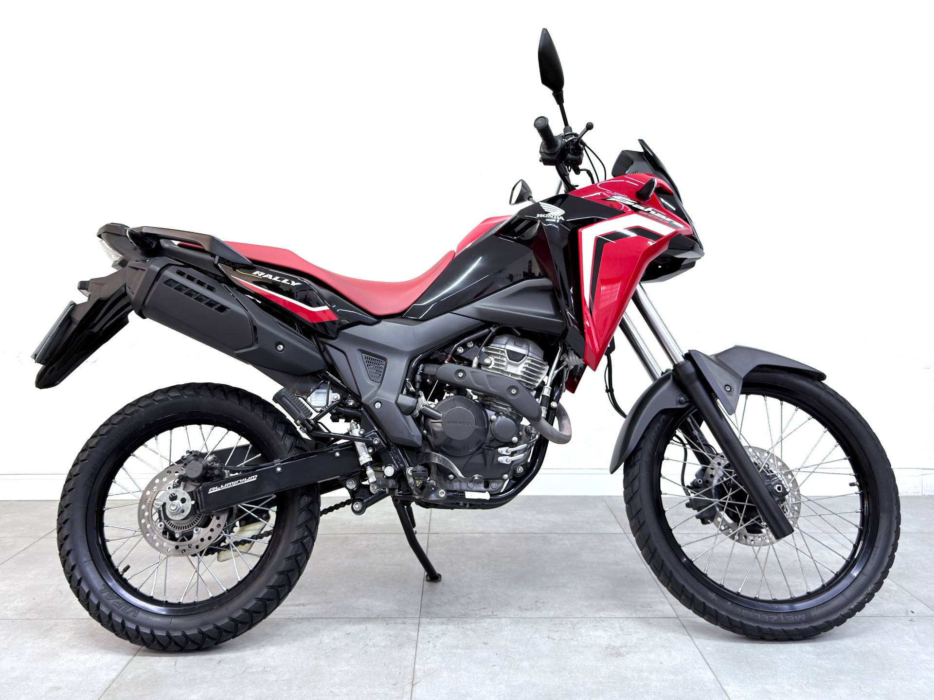HONDA XRE 300 SAHARA RALLY