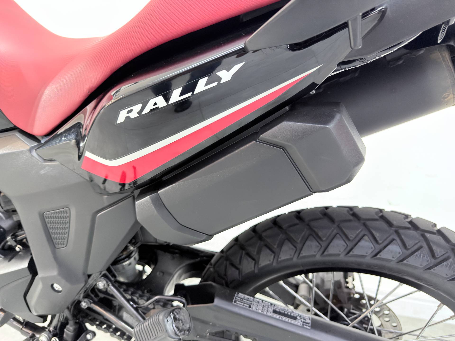 HONDA XRE 300 SAHARA RALLY