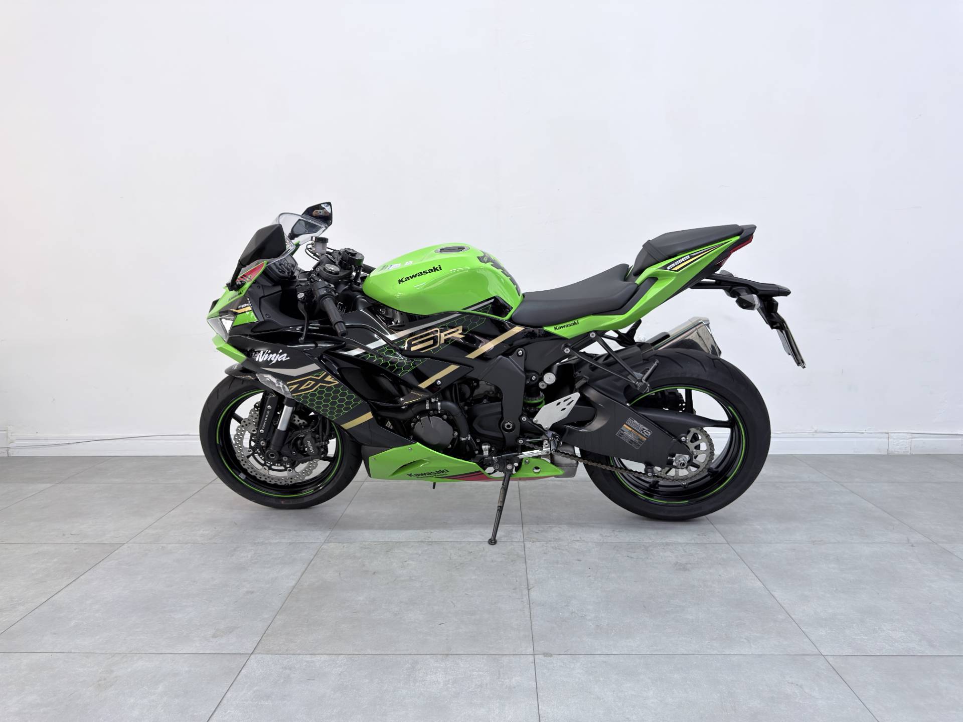 KAWASAKI NINJA ZX-6R