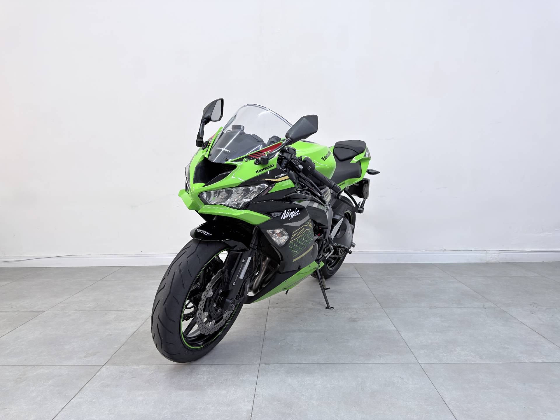 KAWASAKI NINJA ZX-6R