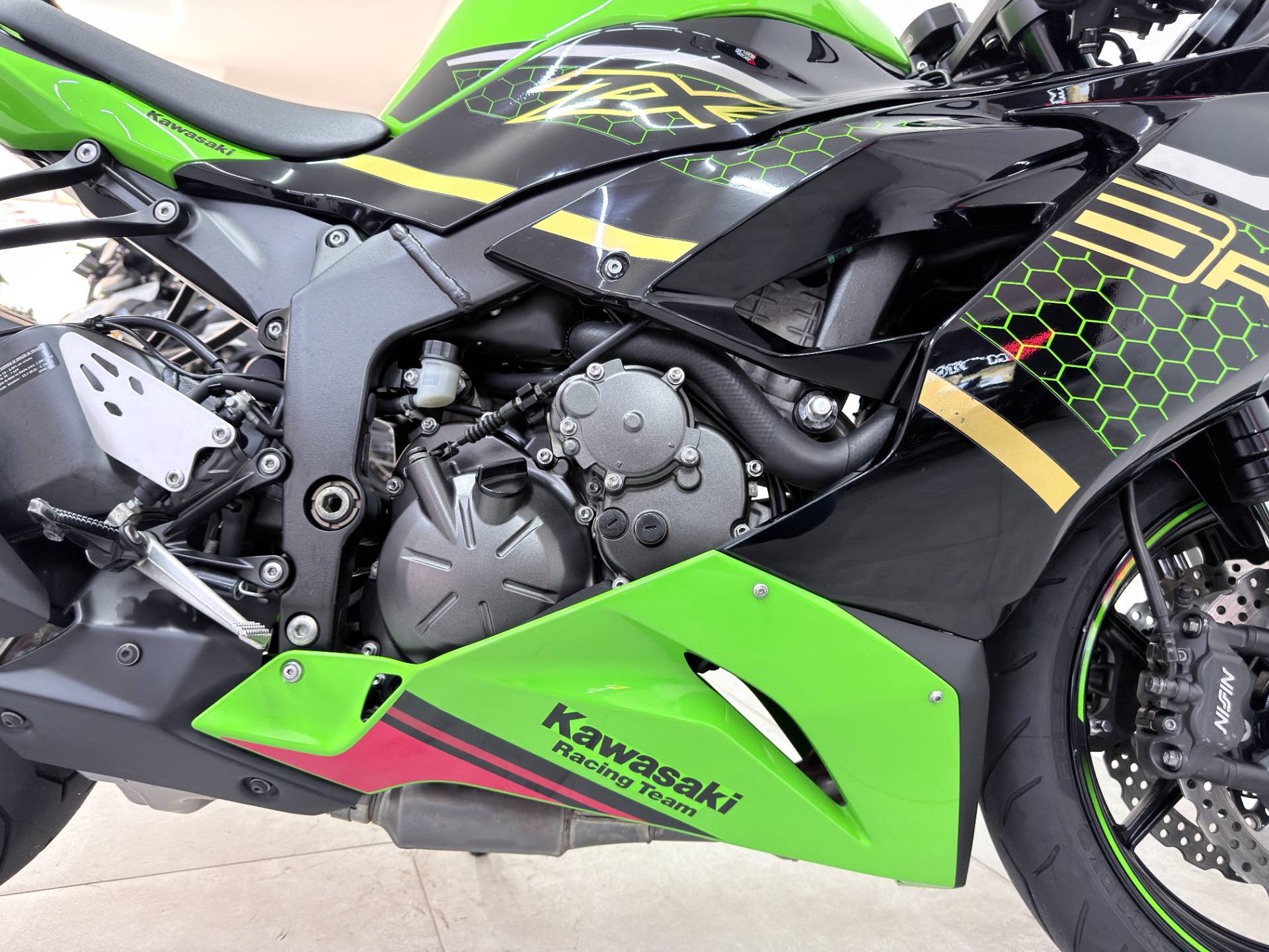 KAWASAKI NINJA ZX-6R