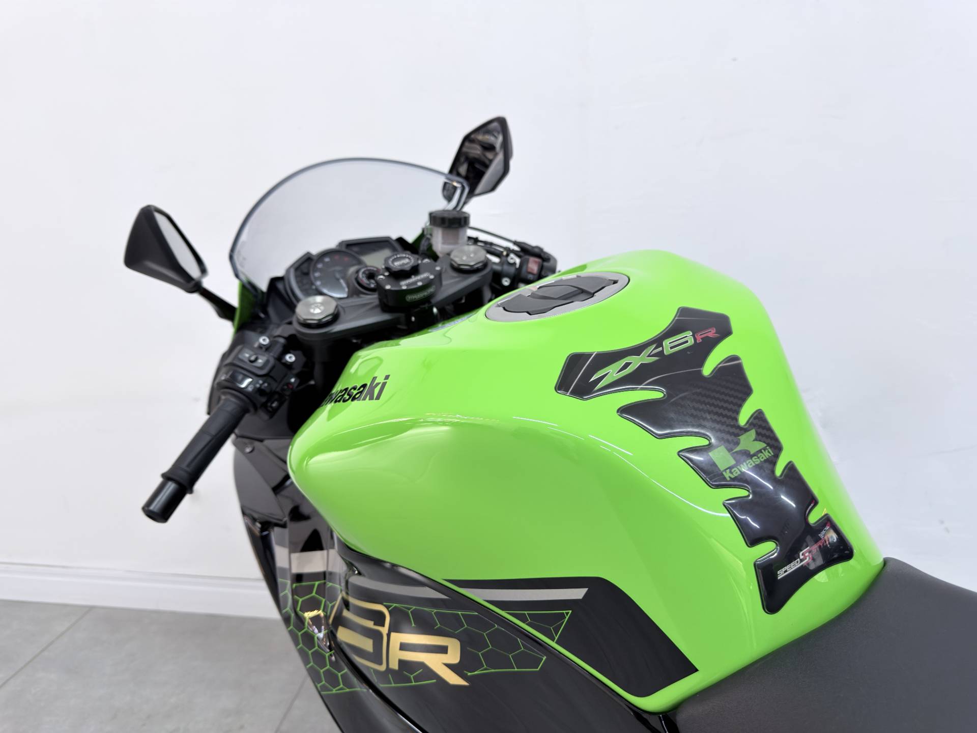KAWASAKI NINJA ZX-6R