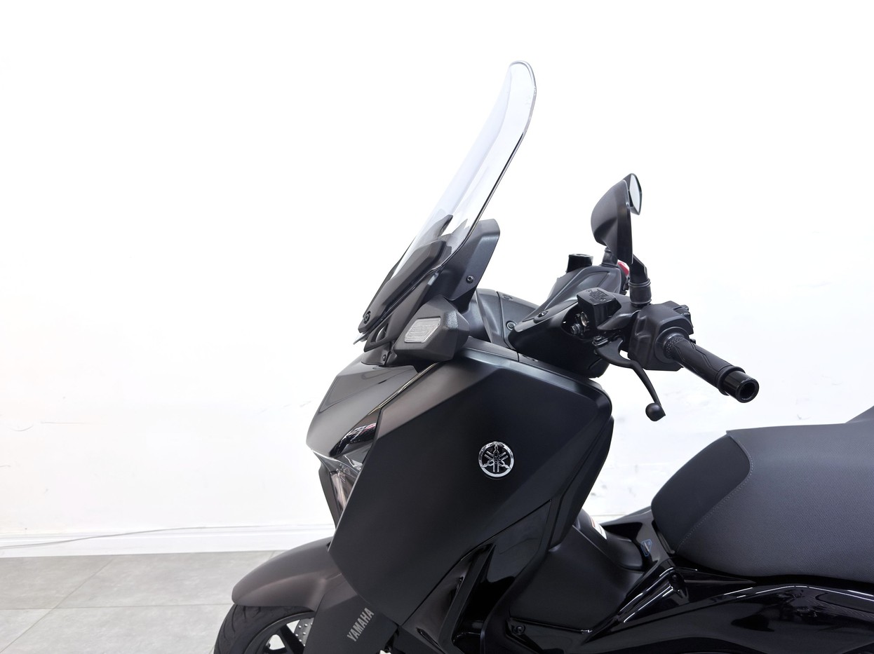 YAMAHA XMAX 250 CONNECTED ABS