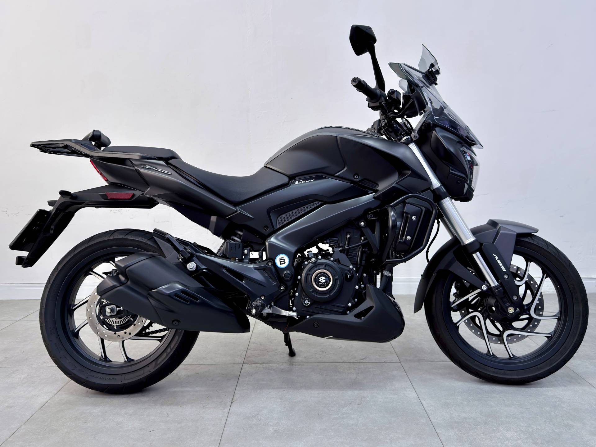 BAJAJ DOMINAR 400