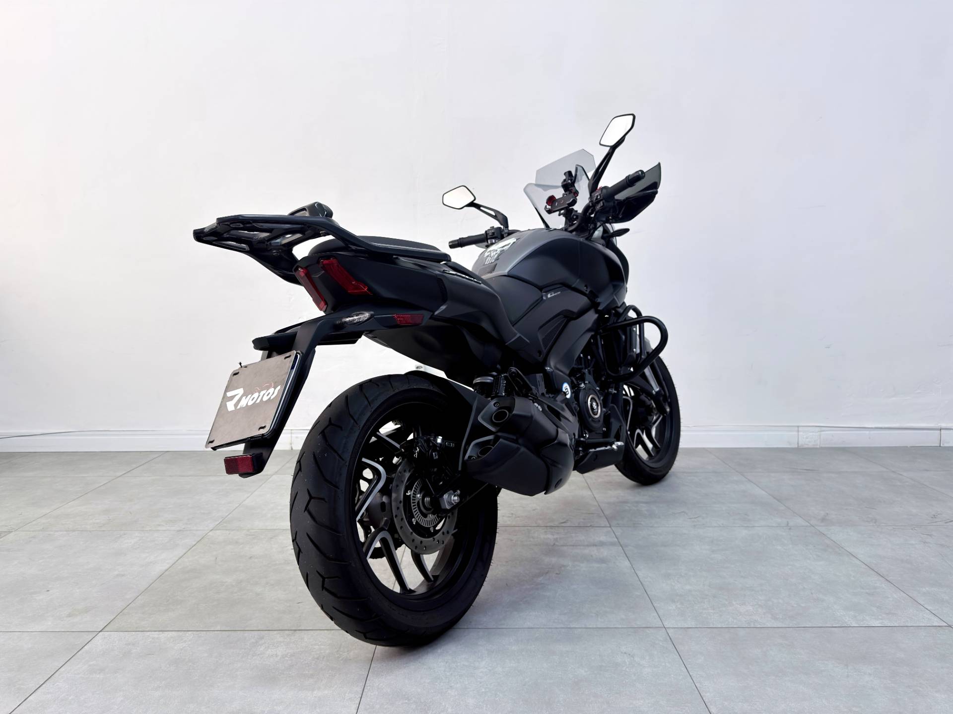 BAJAJ DOMINAR 400