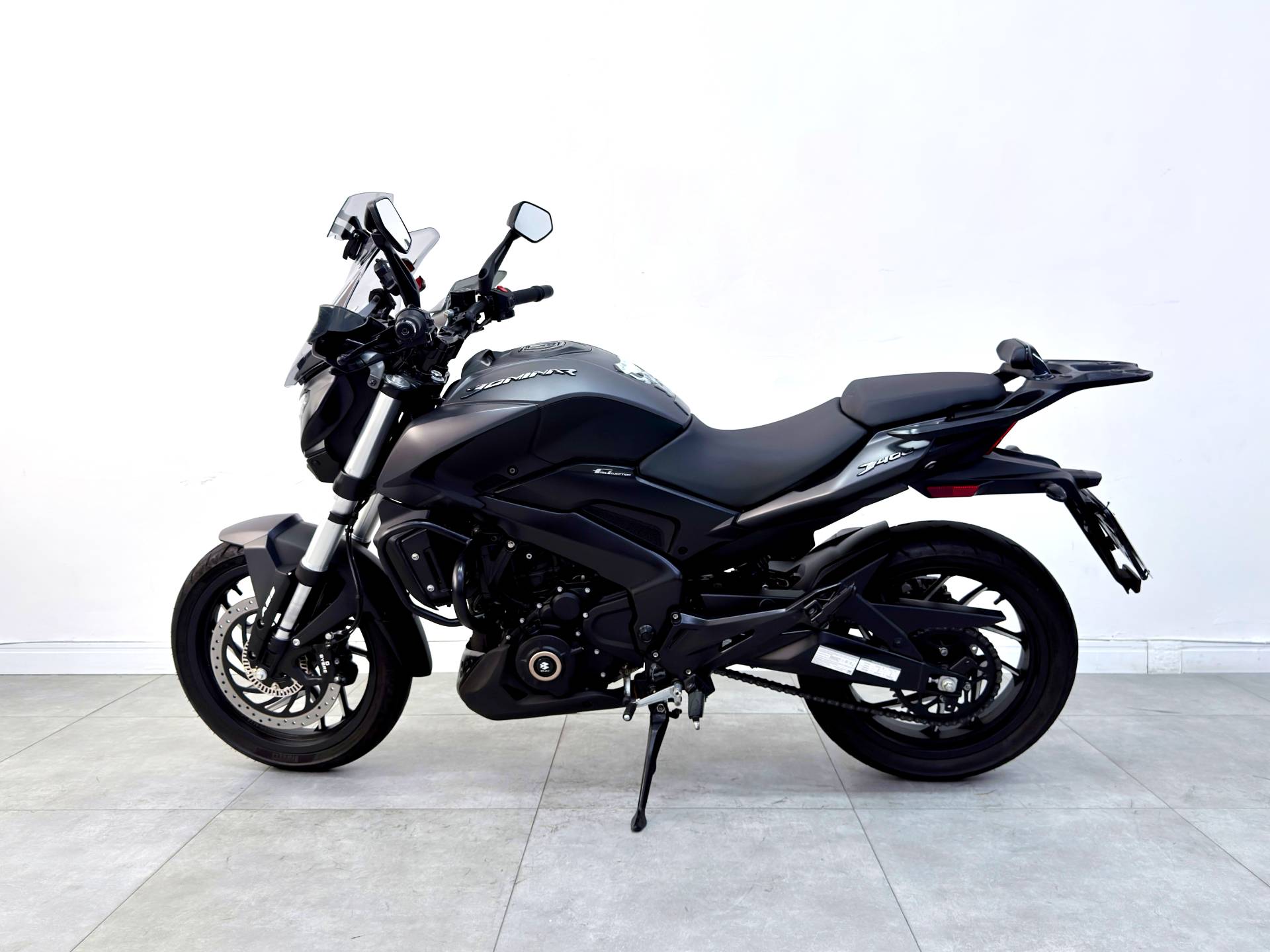 BAJAJ DOMINAR 400