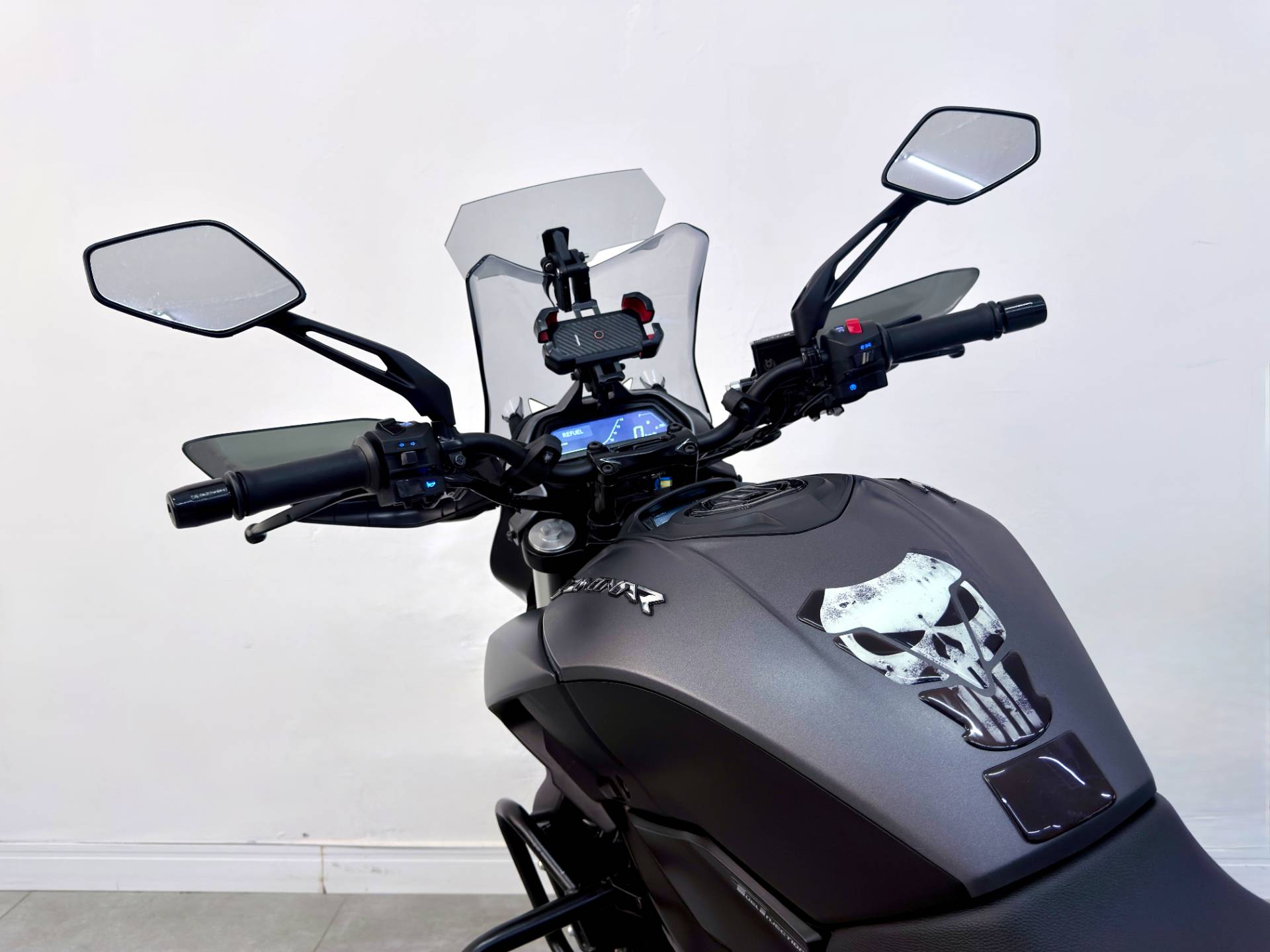BAJAJ DOMINAR 400