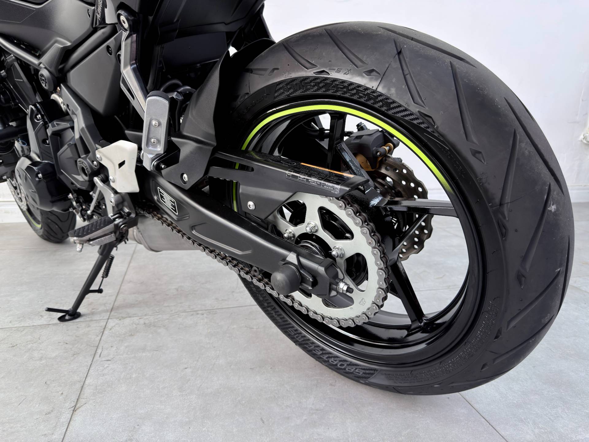 KAWASAKI Z650 ABS