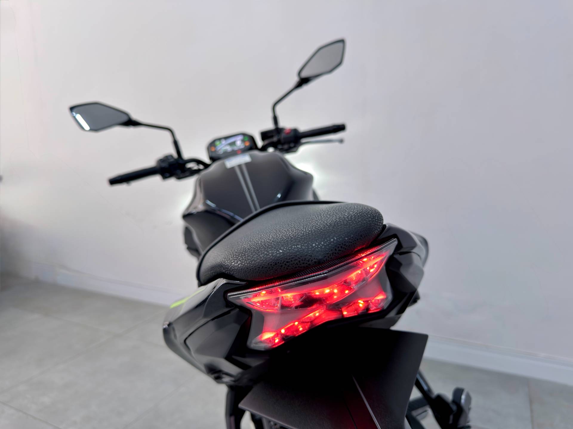 KAWASAKI Z650 ABS
