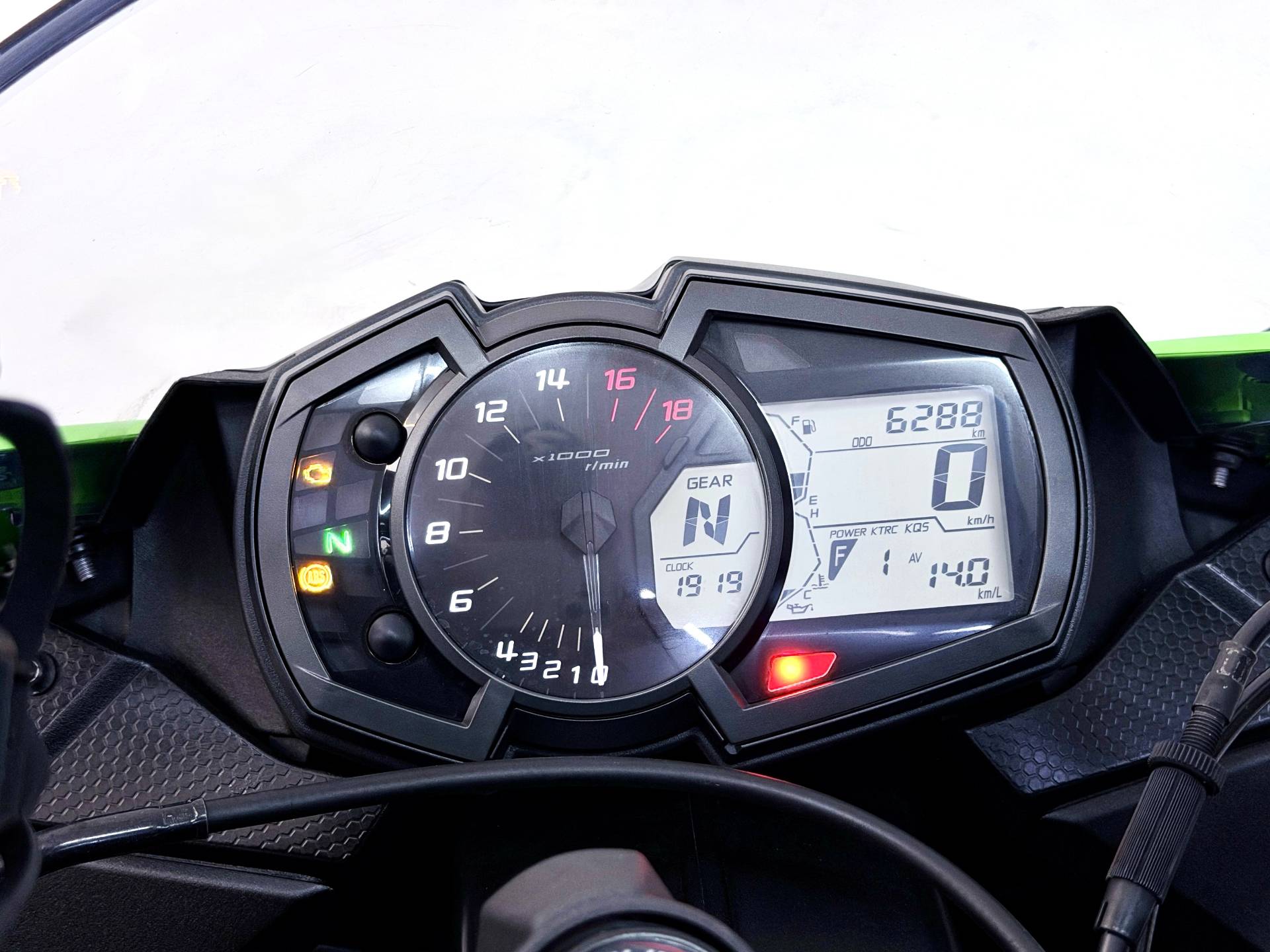 KAWASAKI NINJA ZX-6R
