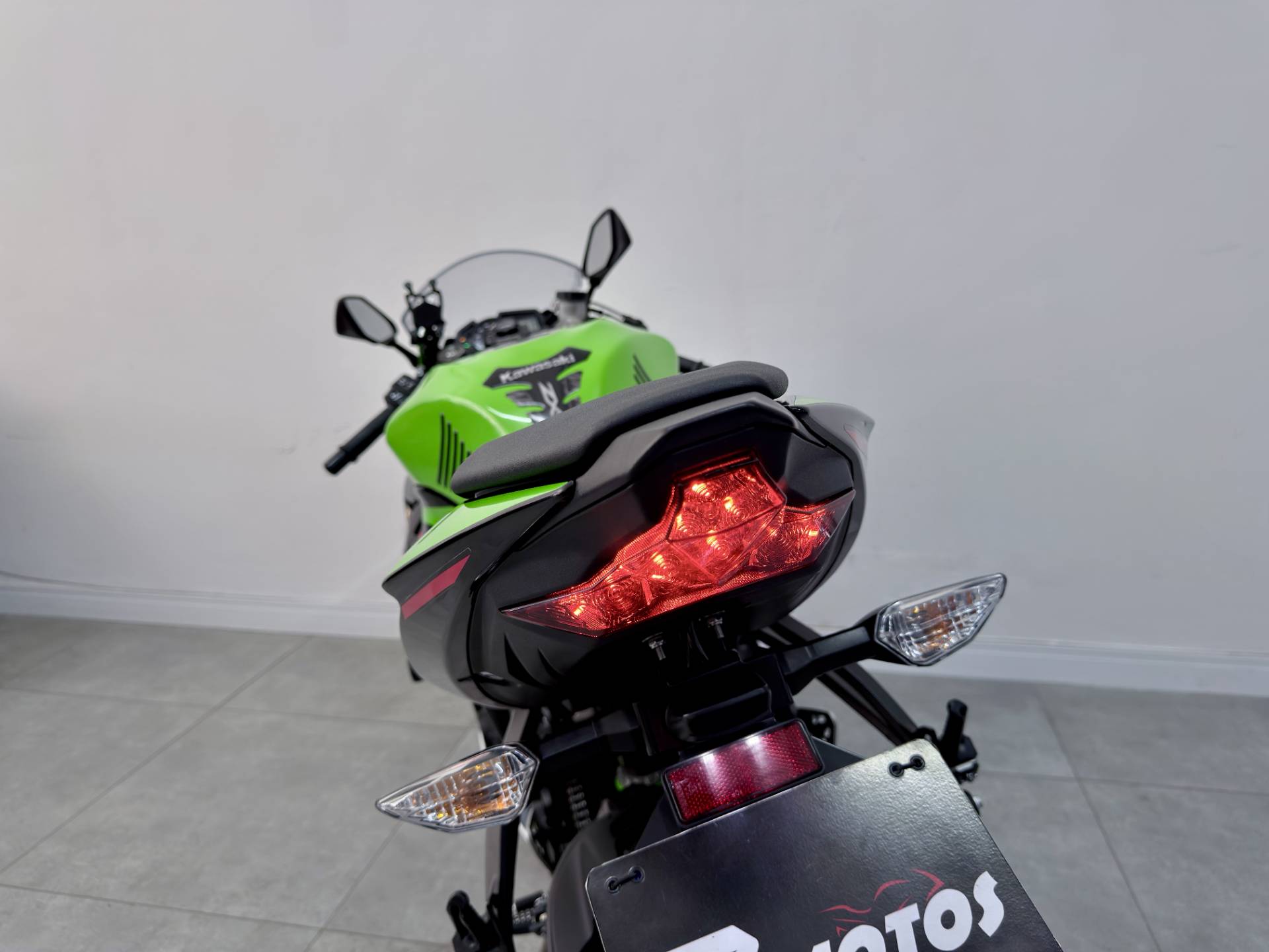 KAWASAKI NINJA ZX-6R