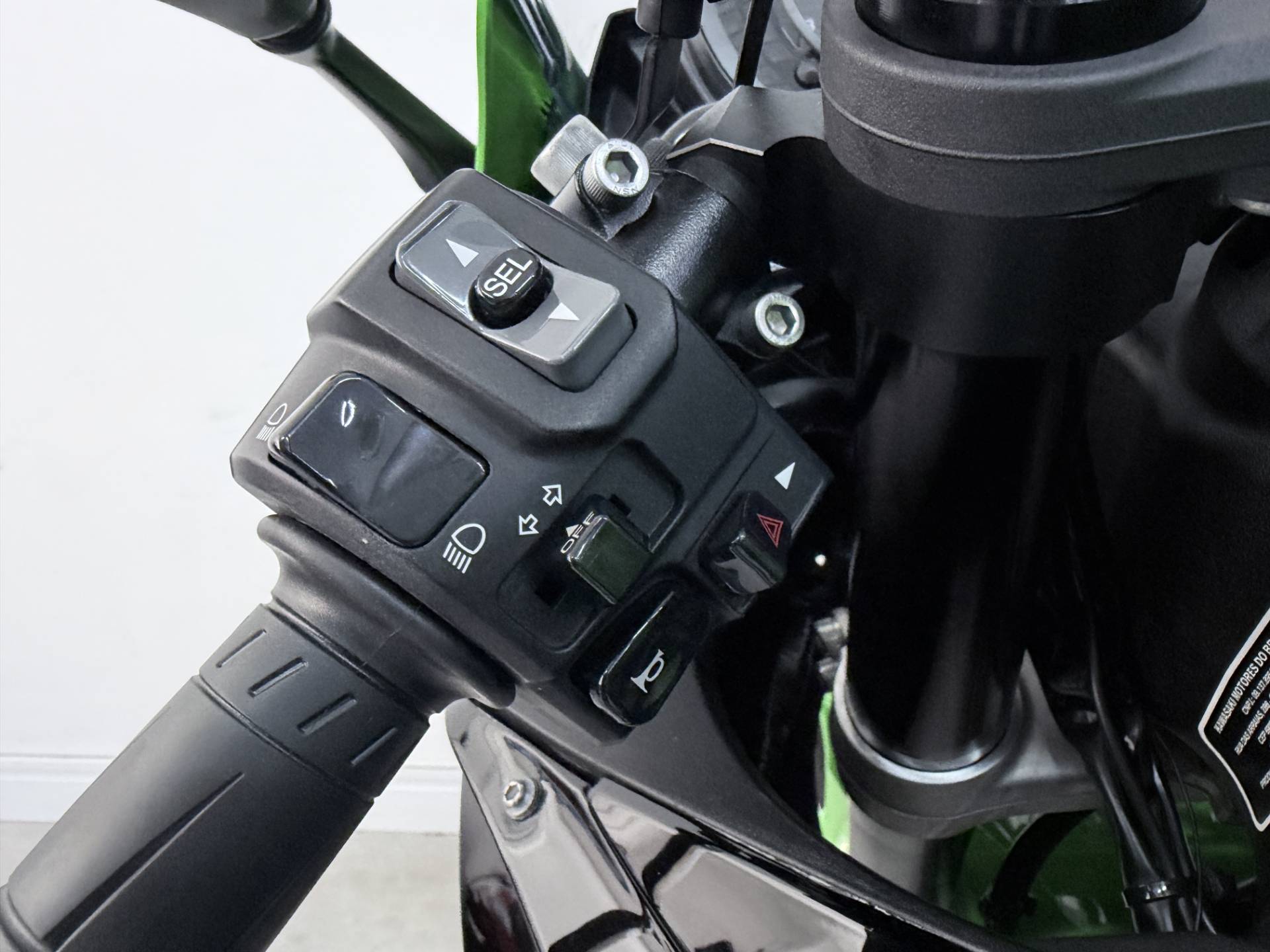 KAWASAKI NINJA ZX-6R
