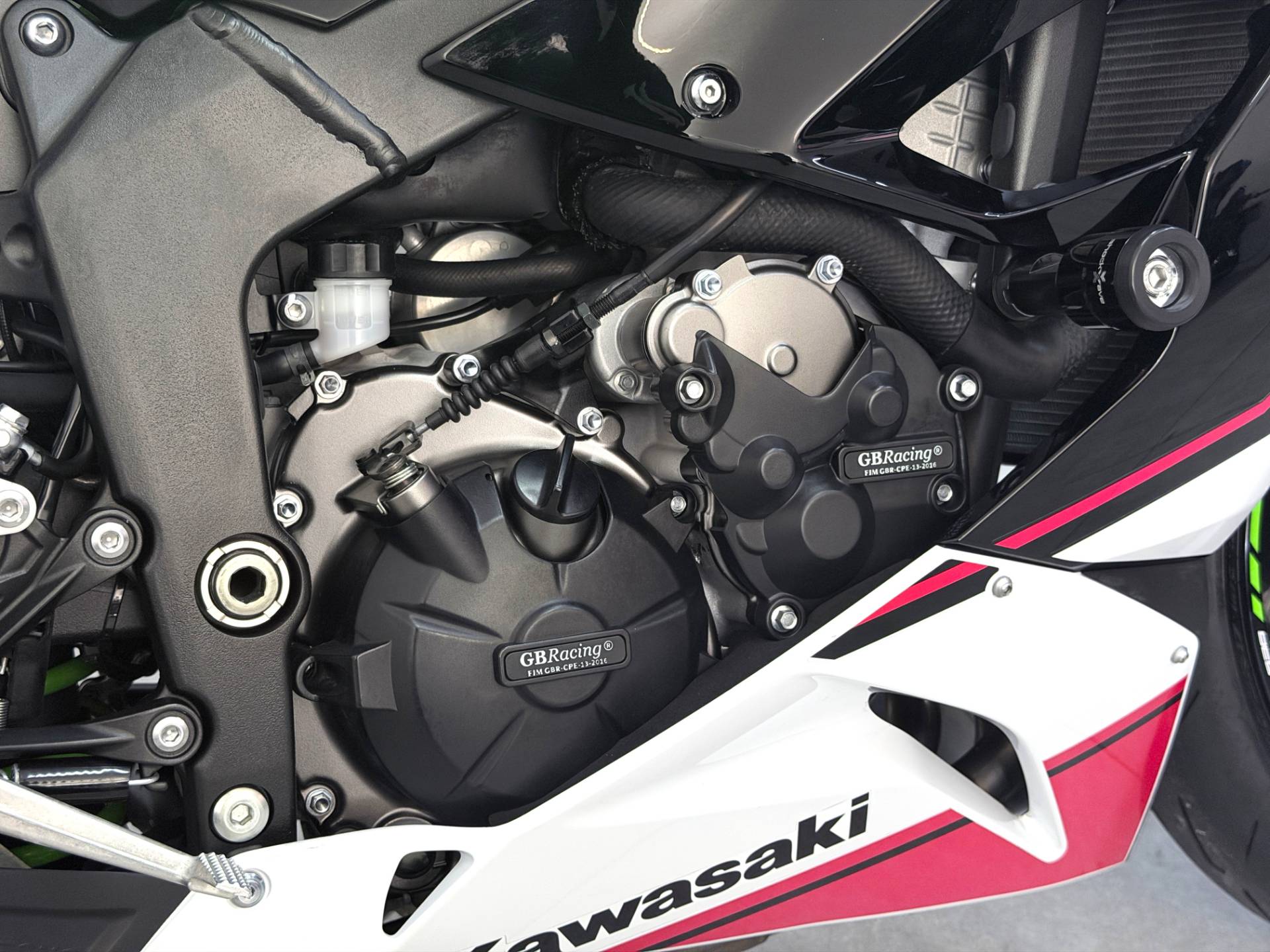 KAWASAKI NINJA ZX-6R
