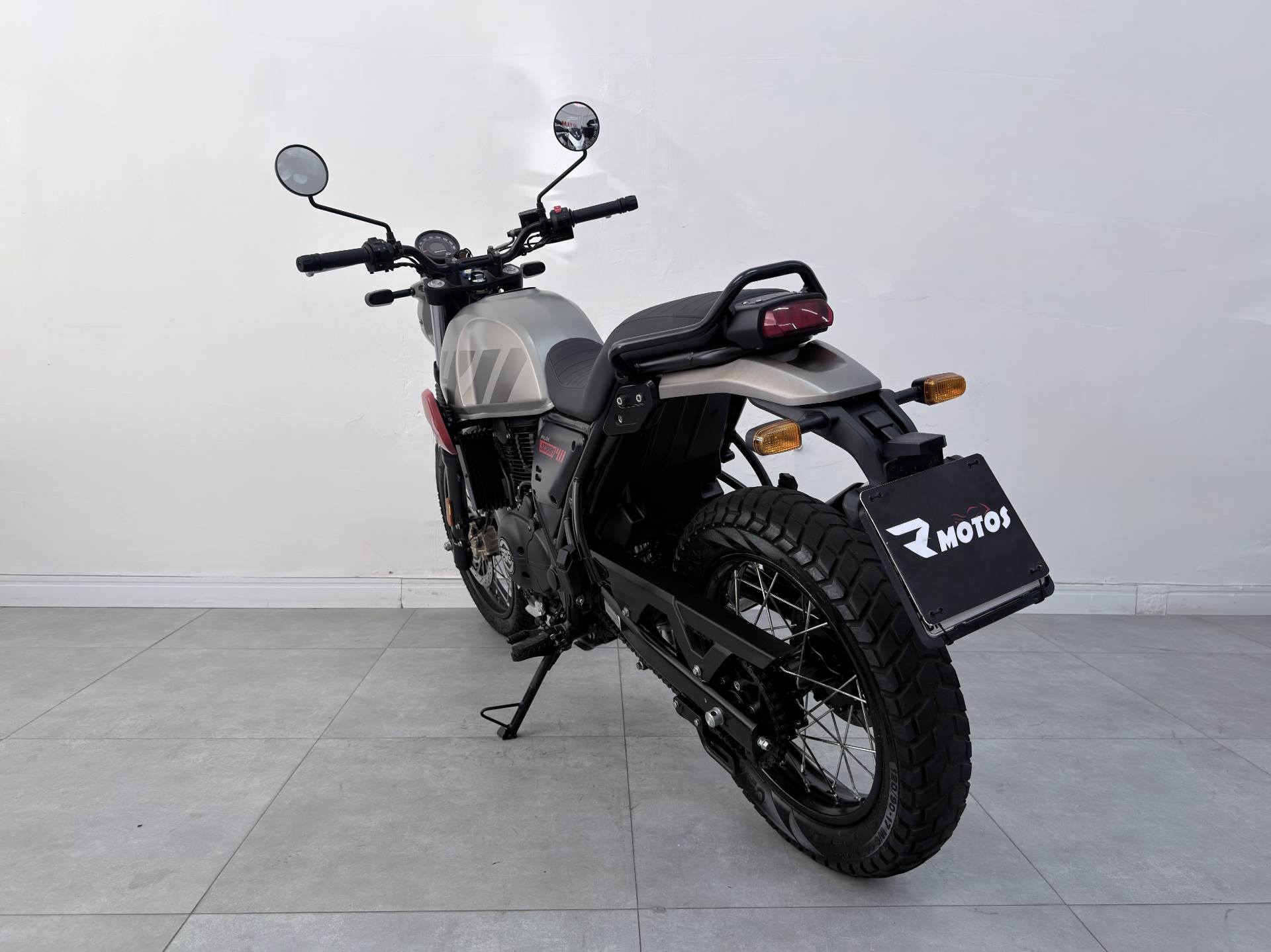 ROYAL ENFIELD HIMALAYAN 411