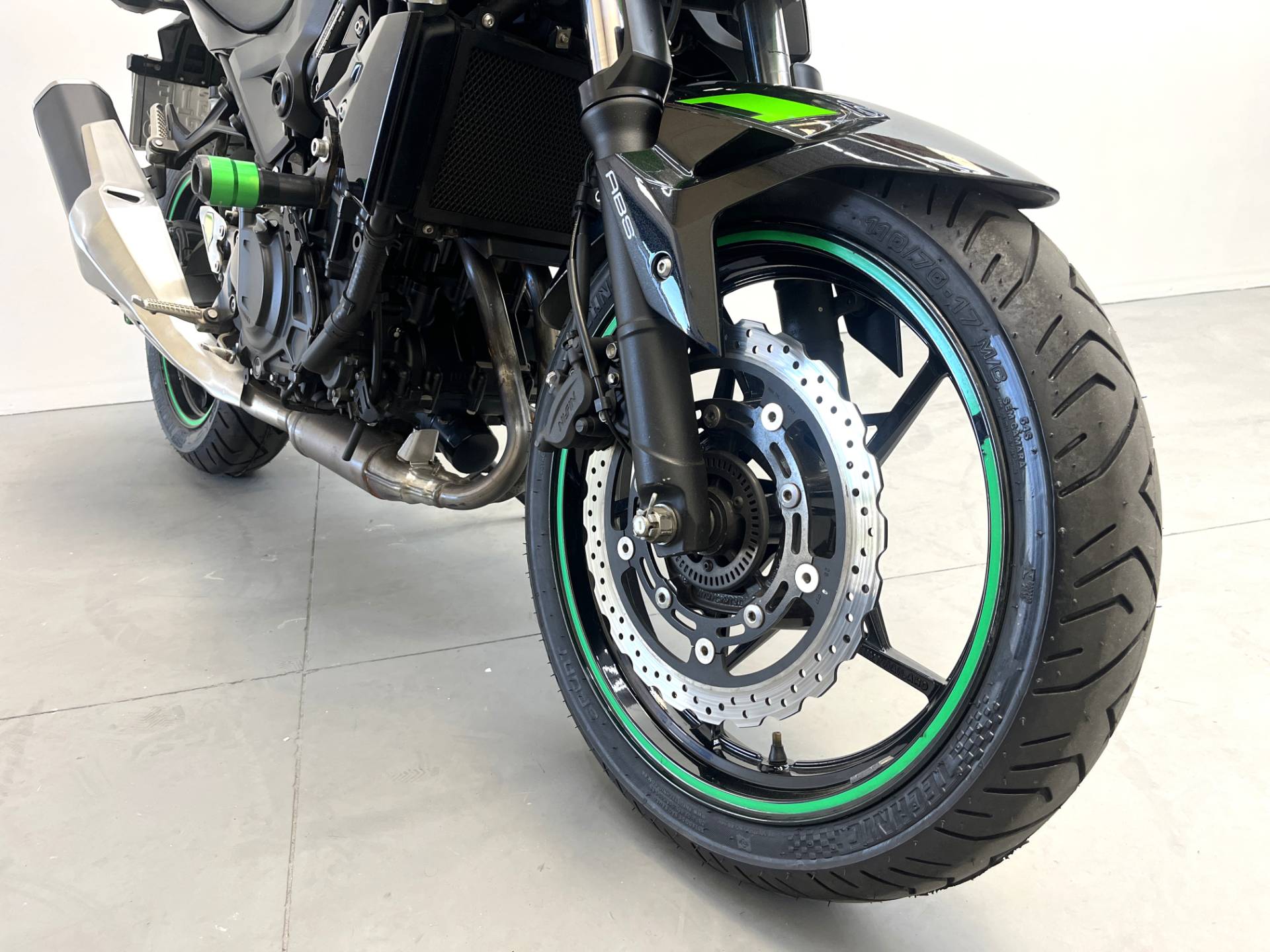 KAWASAKI Z400