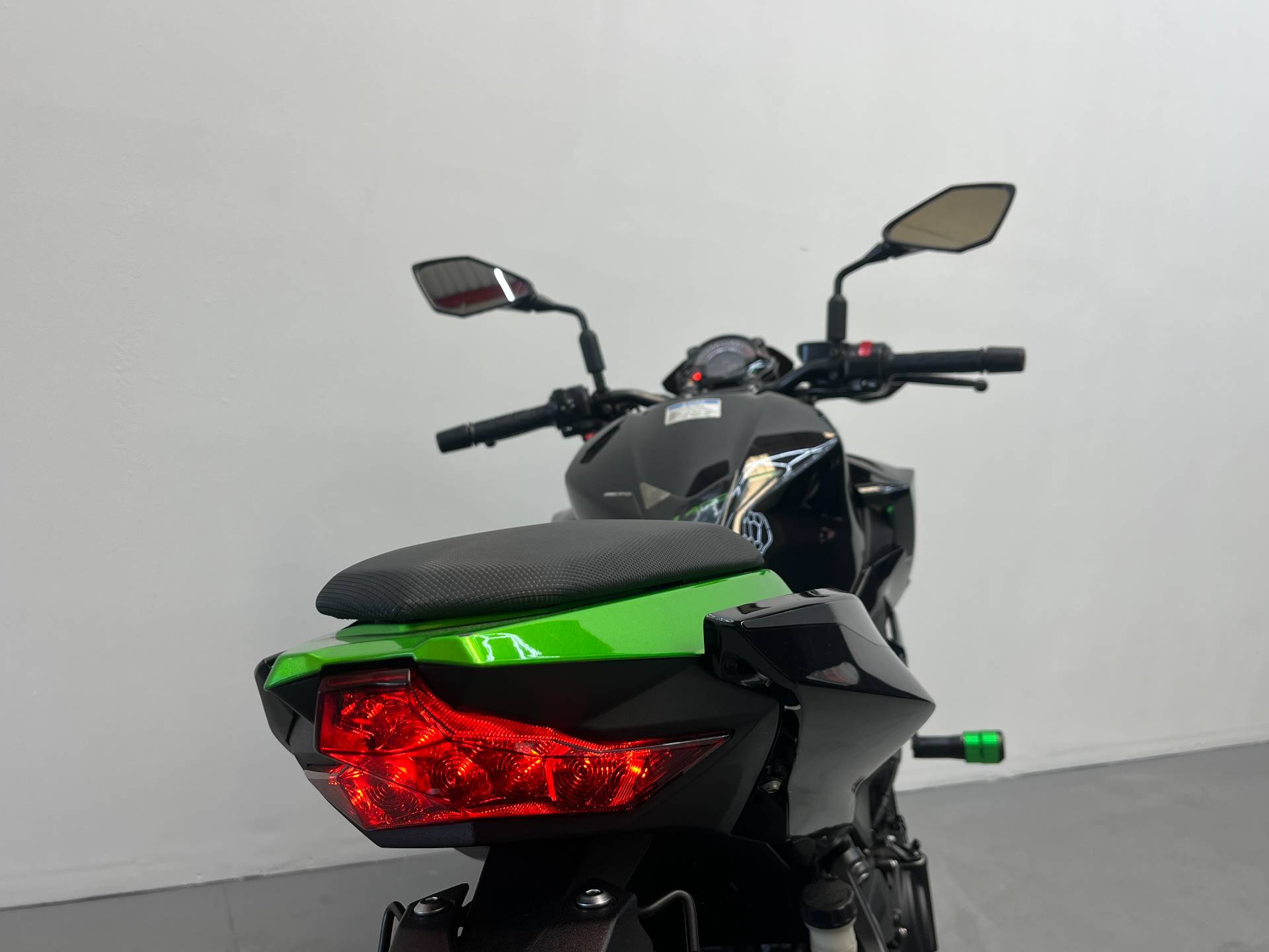 KAWASAKI Z400